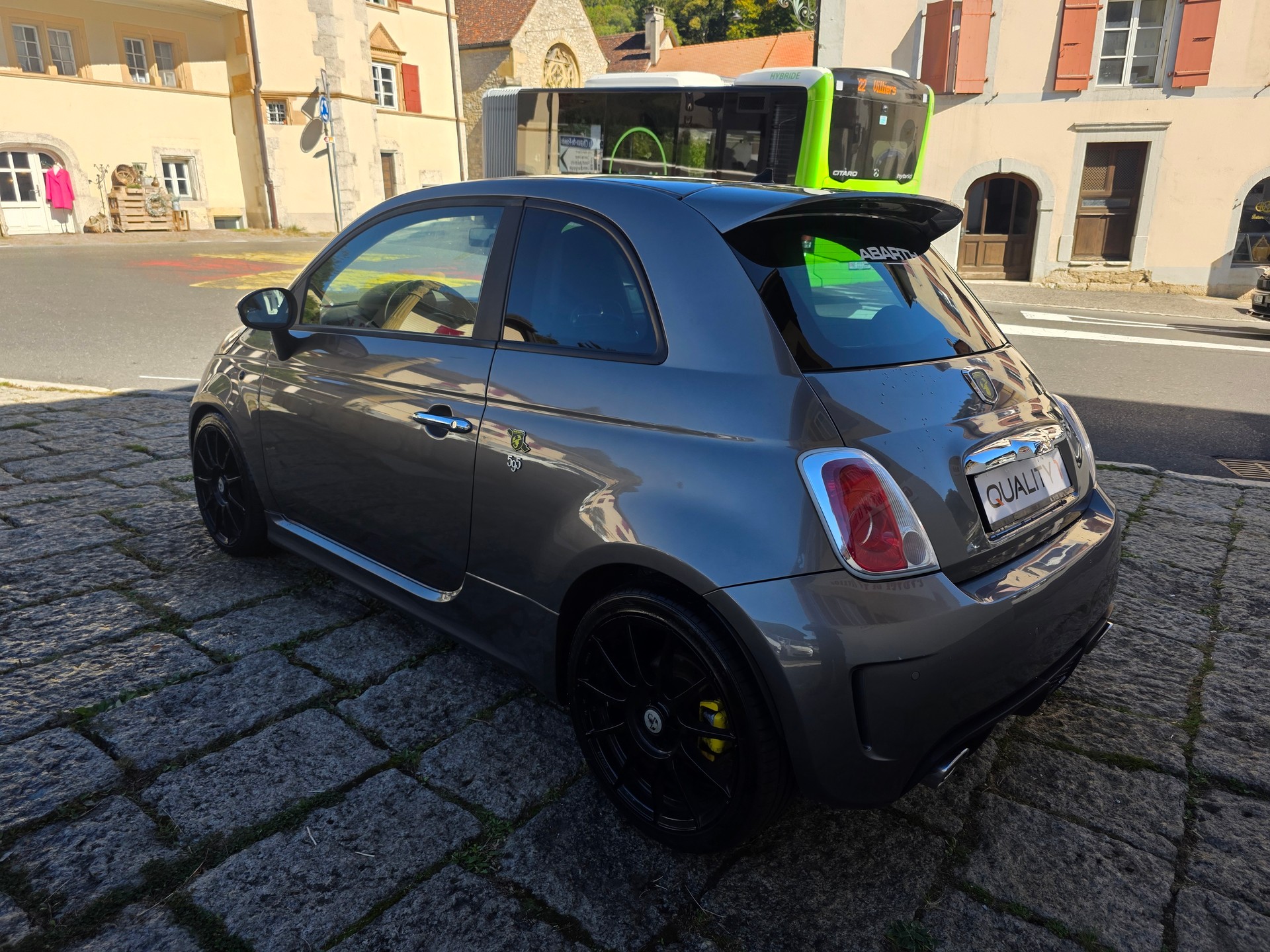 FIAT 500 1.4 16V Turbo Abarth 695 SS-image-5