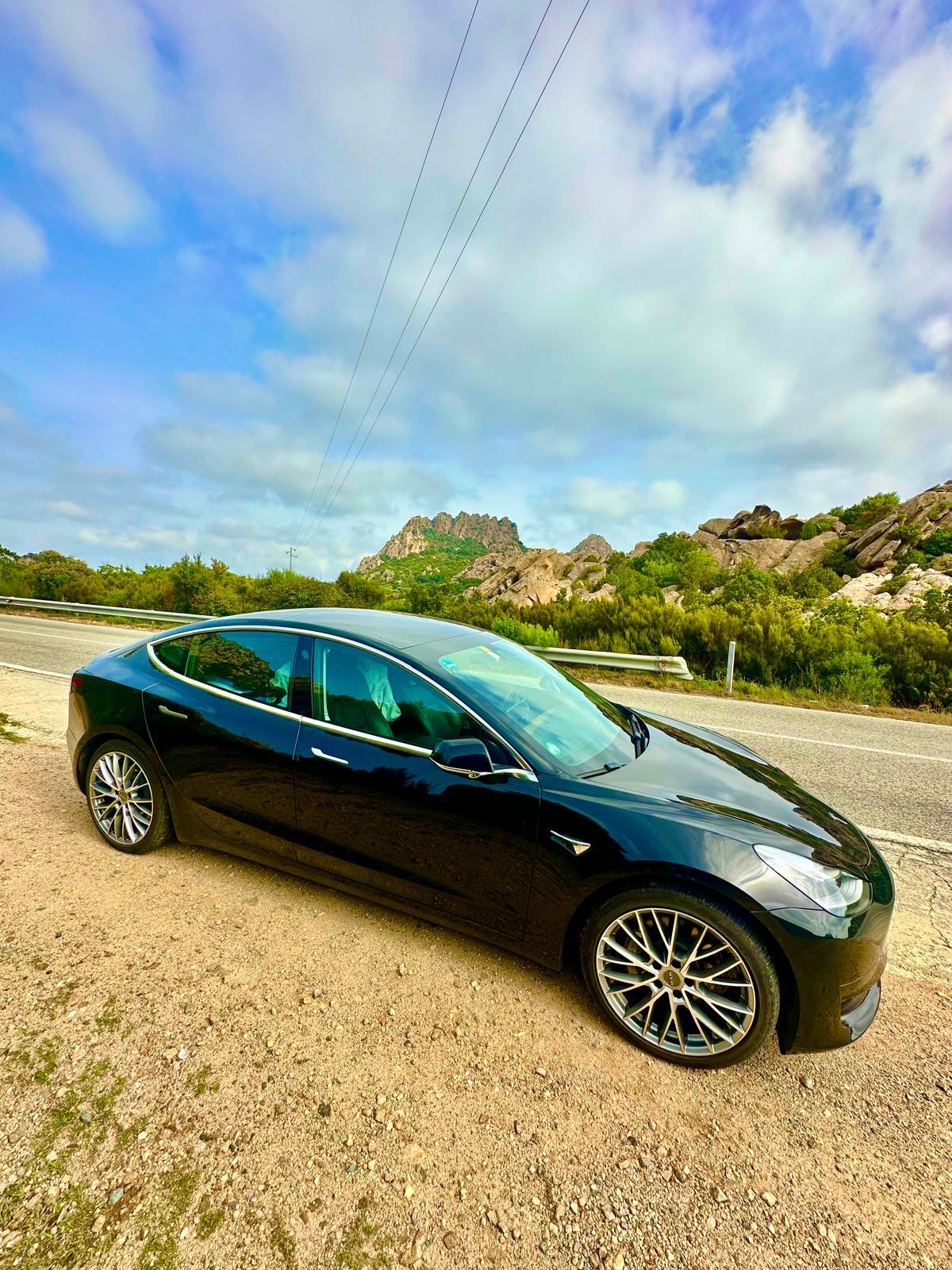 TESLA Tesla Model 3 Dual Motor LR | AHK | 8-fach | el. Heck & Frontklappe | viele Extras-image-10