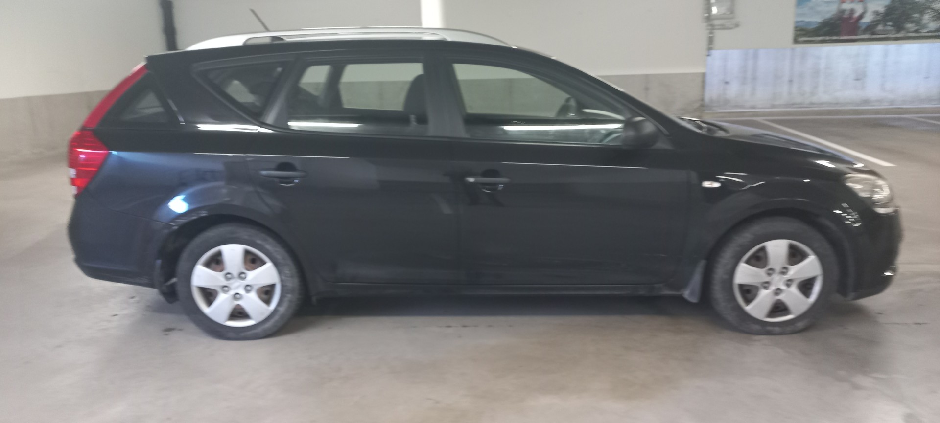 KIA Cee'd 1.4 16V Basic-image-3