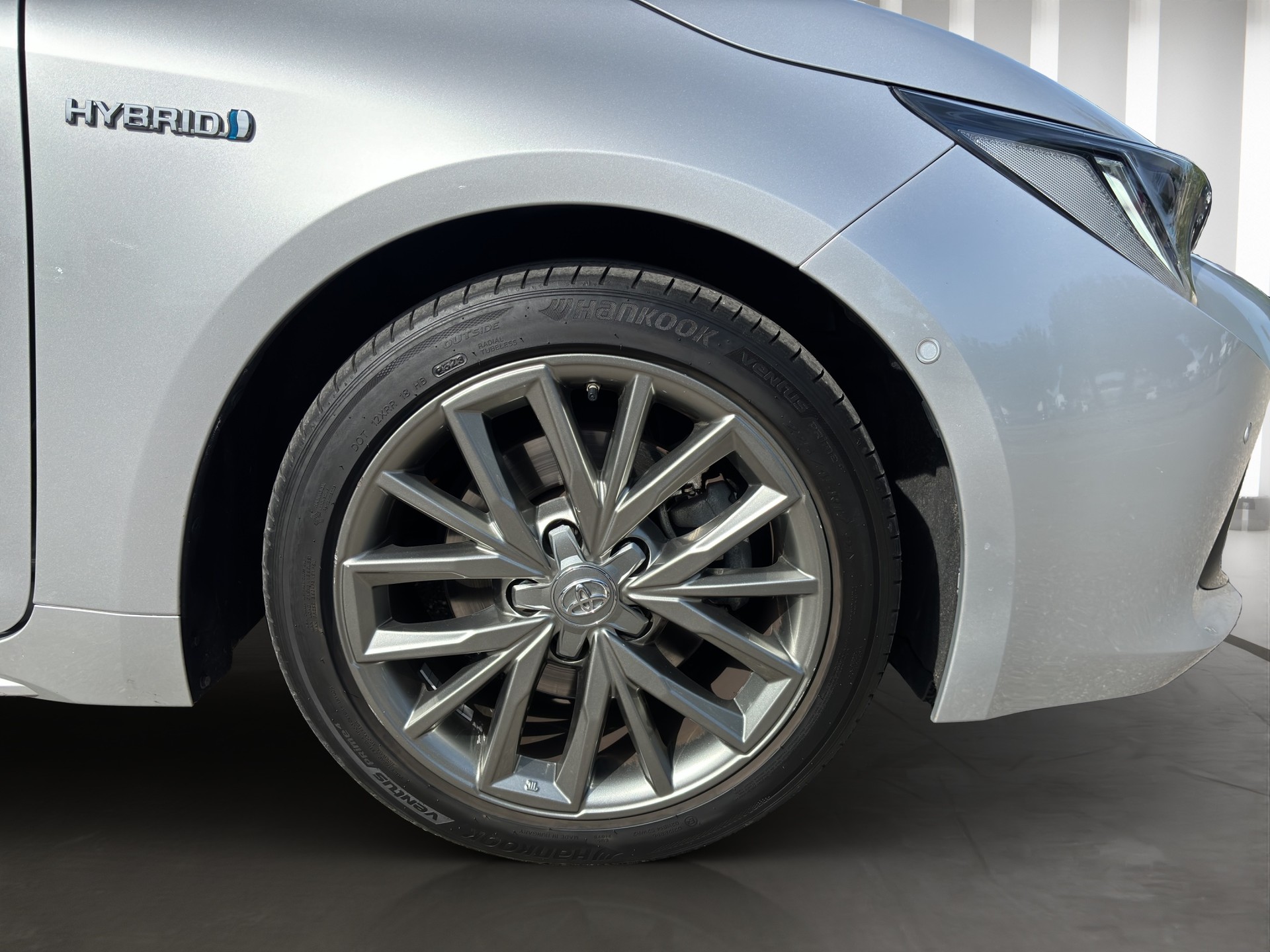 TOYOTA Corolla 2.0 HSD Trend e-CVT-image-20
