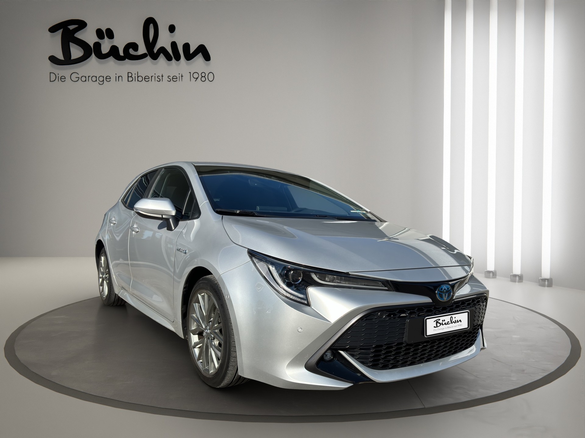 TOYOTA Corolla 2.0 HSD Trend e-CVT-image-0