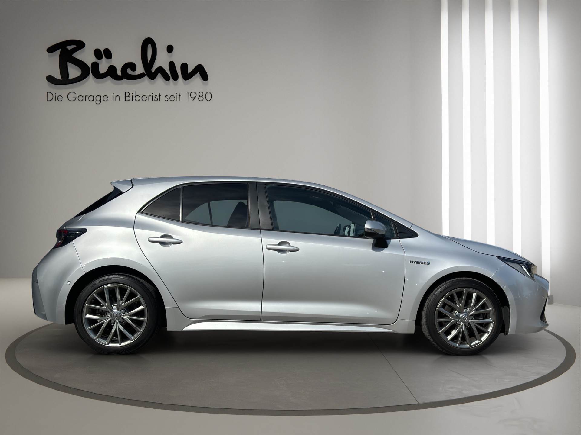 TOYOTA Corolla 2.0 HSD Trend e-CVT-image-7