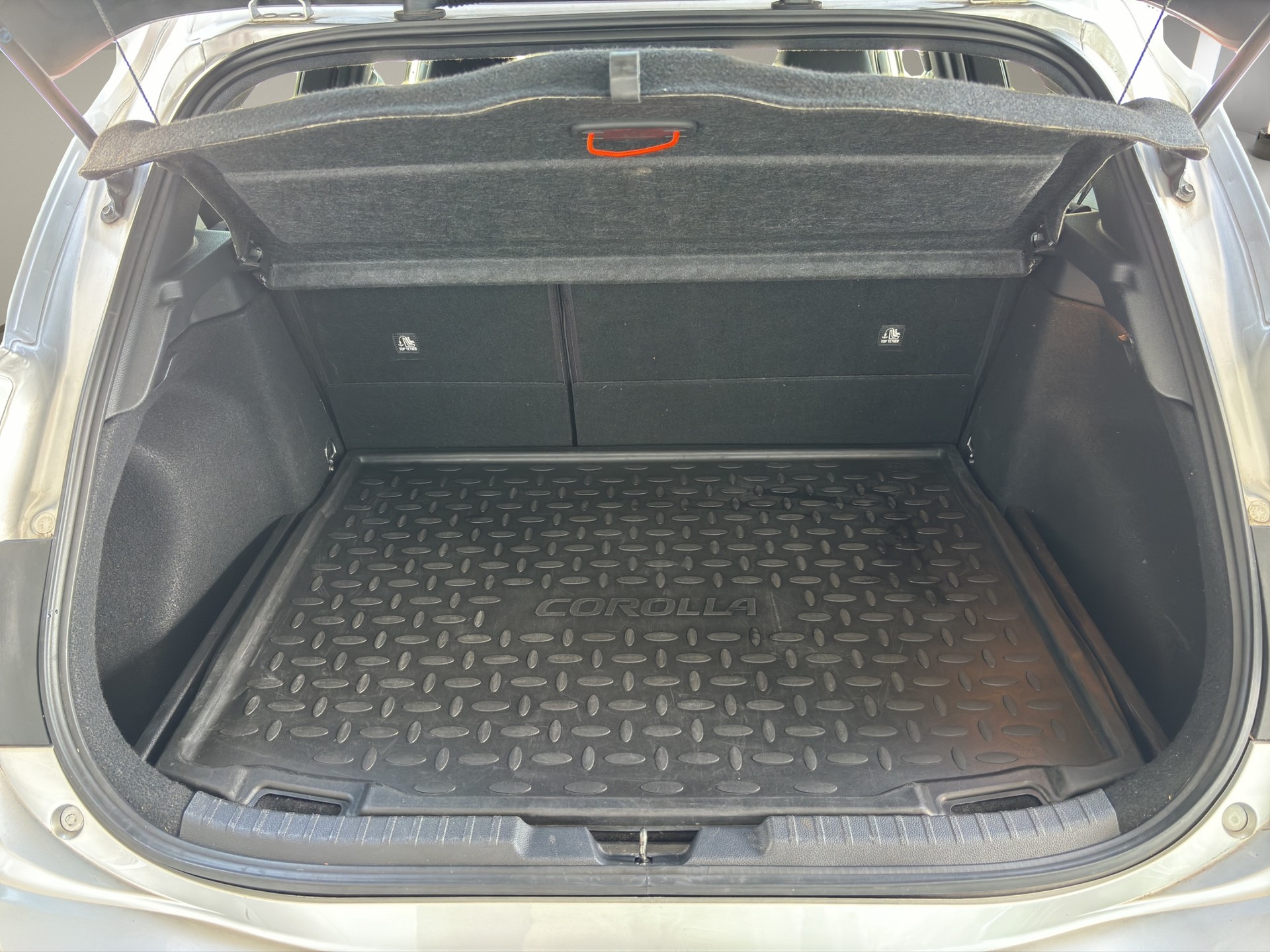 TOYOTA Corolla 2.0 HSD Trend e-CVT-image-19
