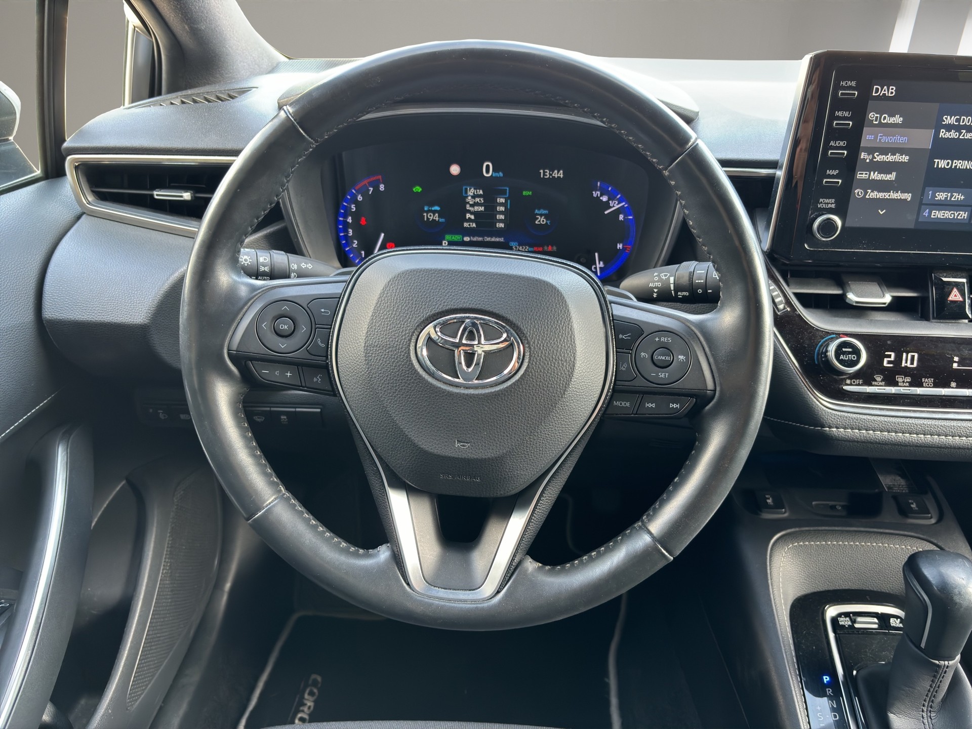 TOYOTA Corolla 2.0 HSD Trend e-CVT-image-10
