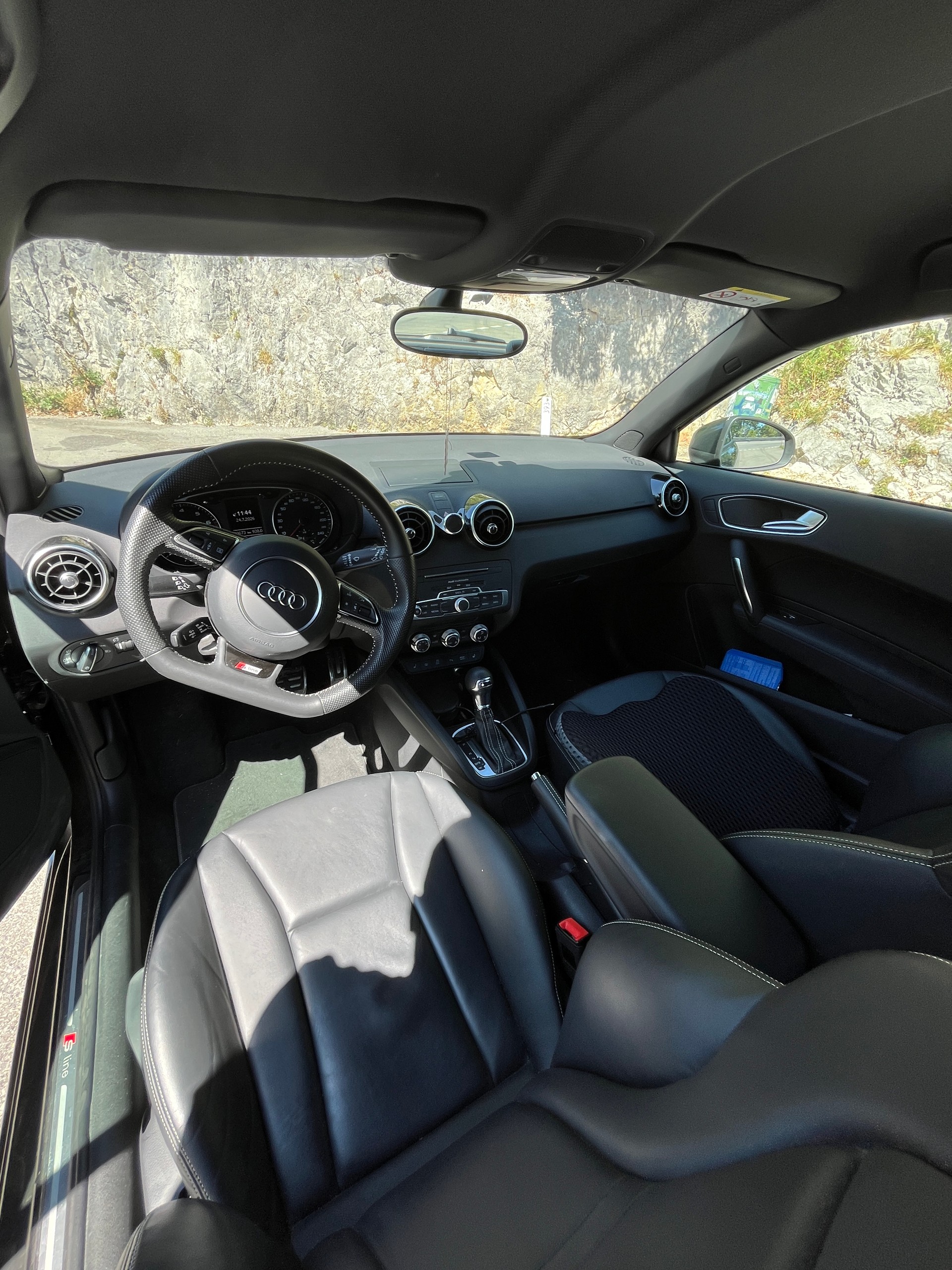 AUDI 1.4 TFSI COD Sport S-Tronic-image-2