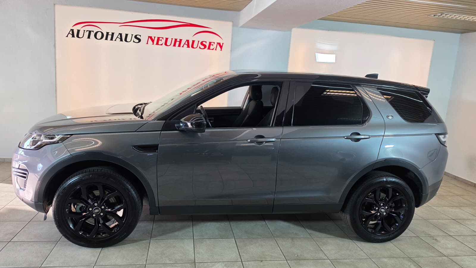LAND ROVER Discovery Sport 2.0 TD4 HSE, SCHWEIZER FAHZREUG, GUT ERHALTEN, FRISCH AB MFK UND FRISCH AB SERVICE-image-5