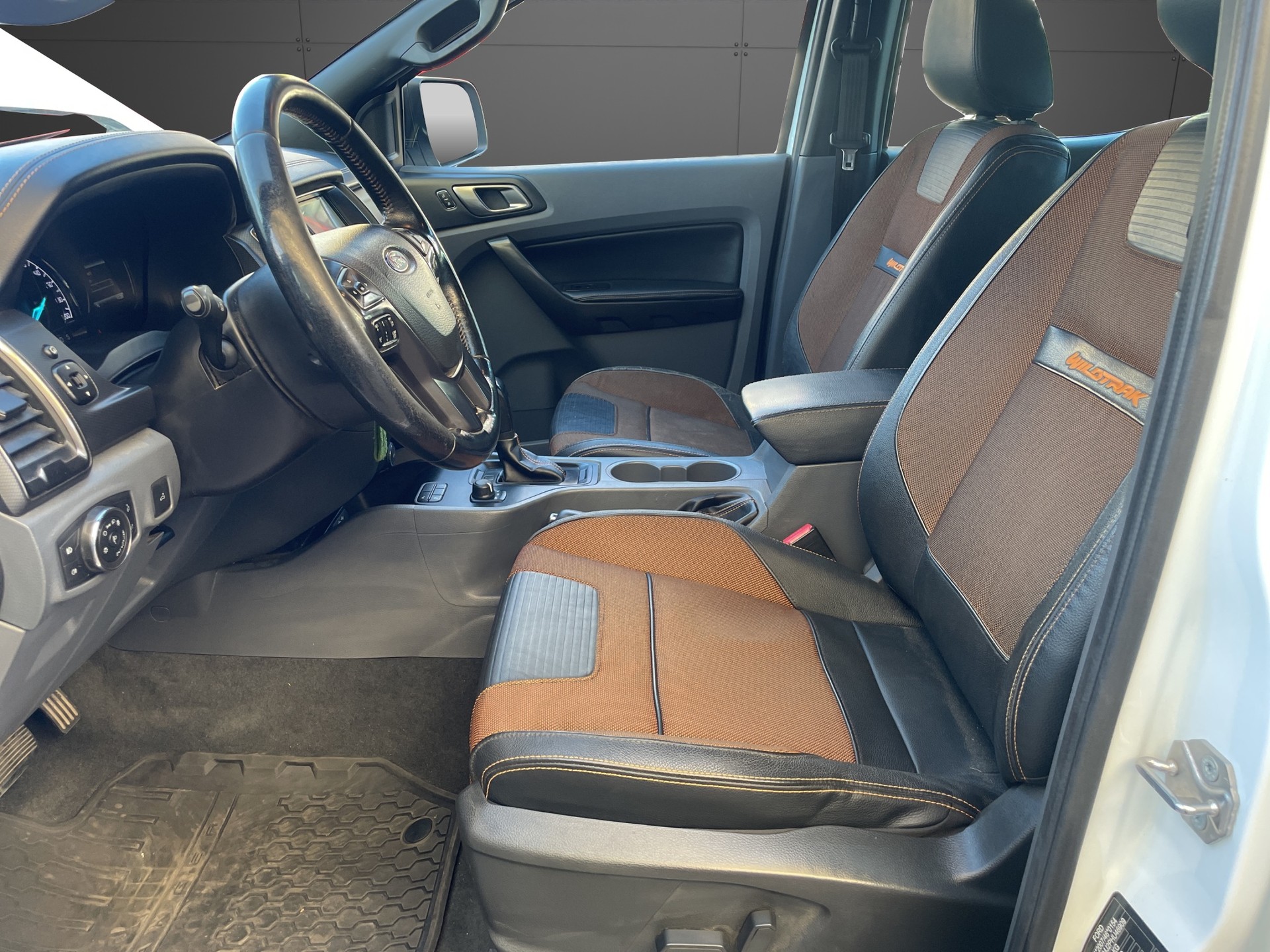 FORD Ranger Wildtrak 3.2 TDCi 4x4 A-image-14