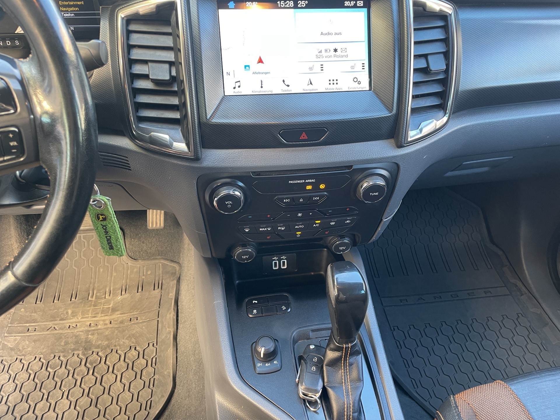 FORD Ranger Wildtrak 3.2 TDCi 4x4 A-image-10