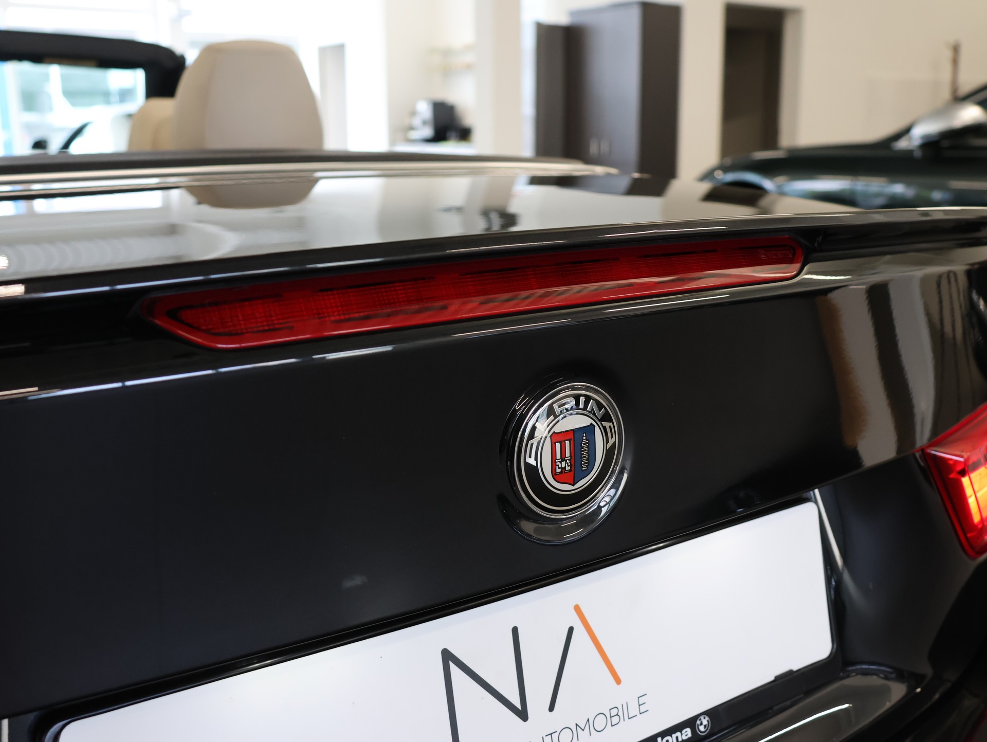 BMW-ALPINA B4 S BiTurbo Cabrio 3.0 Switch-Tronic-image-6