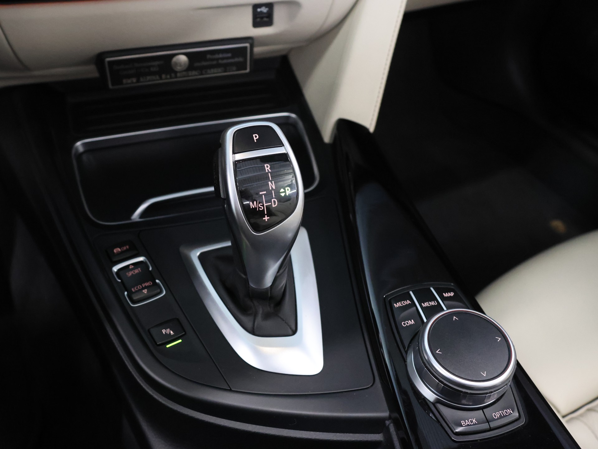 BMW-ALPINA B4 S BiTurbo Cabrio 3.0 Switch-Tronic-image-22