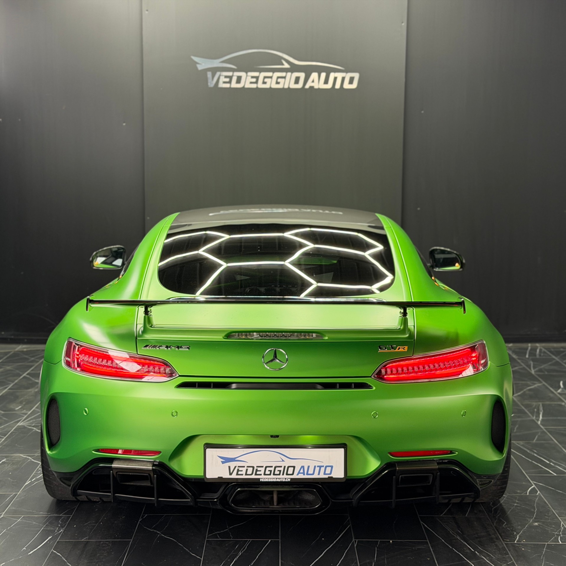 MERCEDES-BENZ AMG GT R Roadster Speedshift DCT-image-3