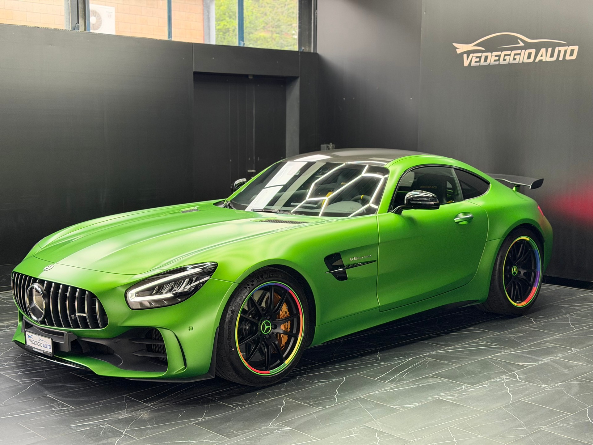 MERCEDES-BENZ AMG GT R Roadster Speedshift DCT-image-1