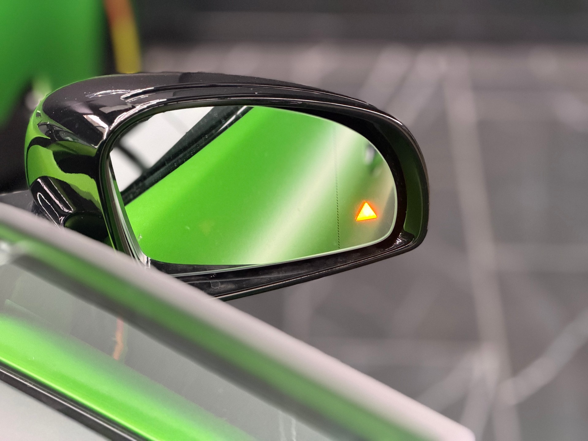 MERCEDES-BENZ AMG GT R Roadster Speedshift DCT-image-11