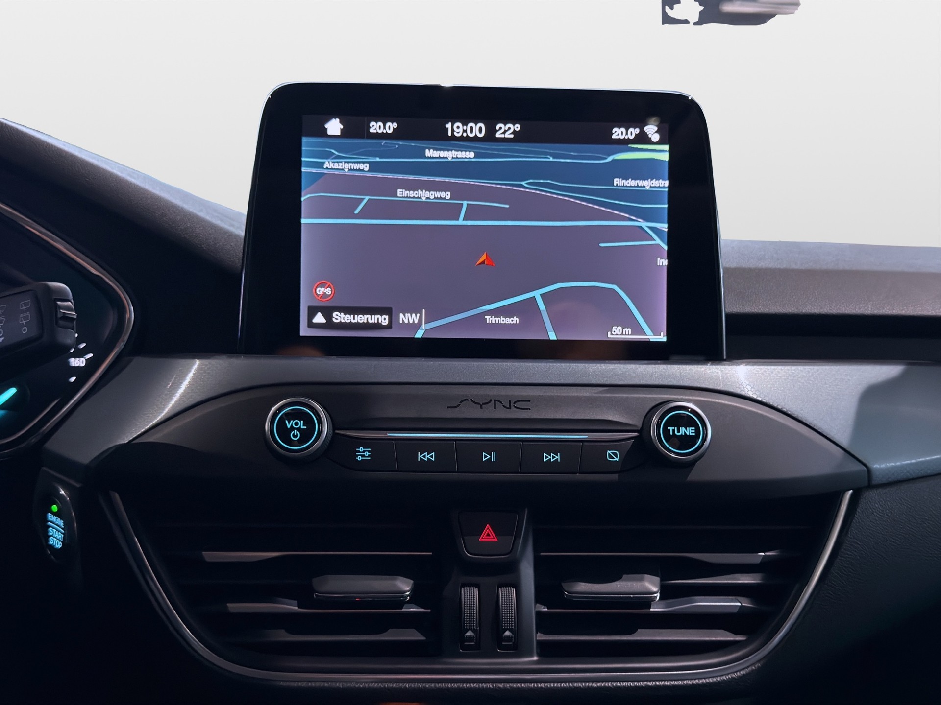 FORD Focus 2.0 TDCi Trend+ Automatic*Ab MFK,1 Jahr oder 20'000km Garantie auf Motor und Getriebe*-image-16