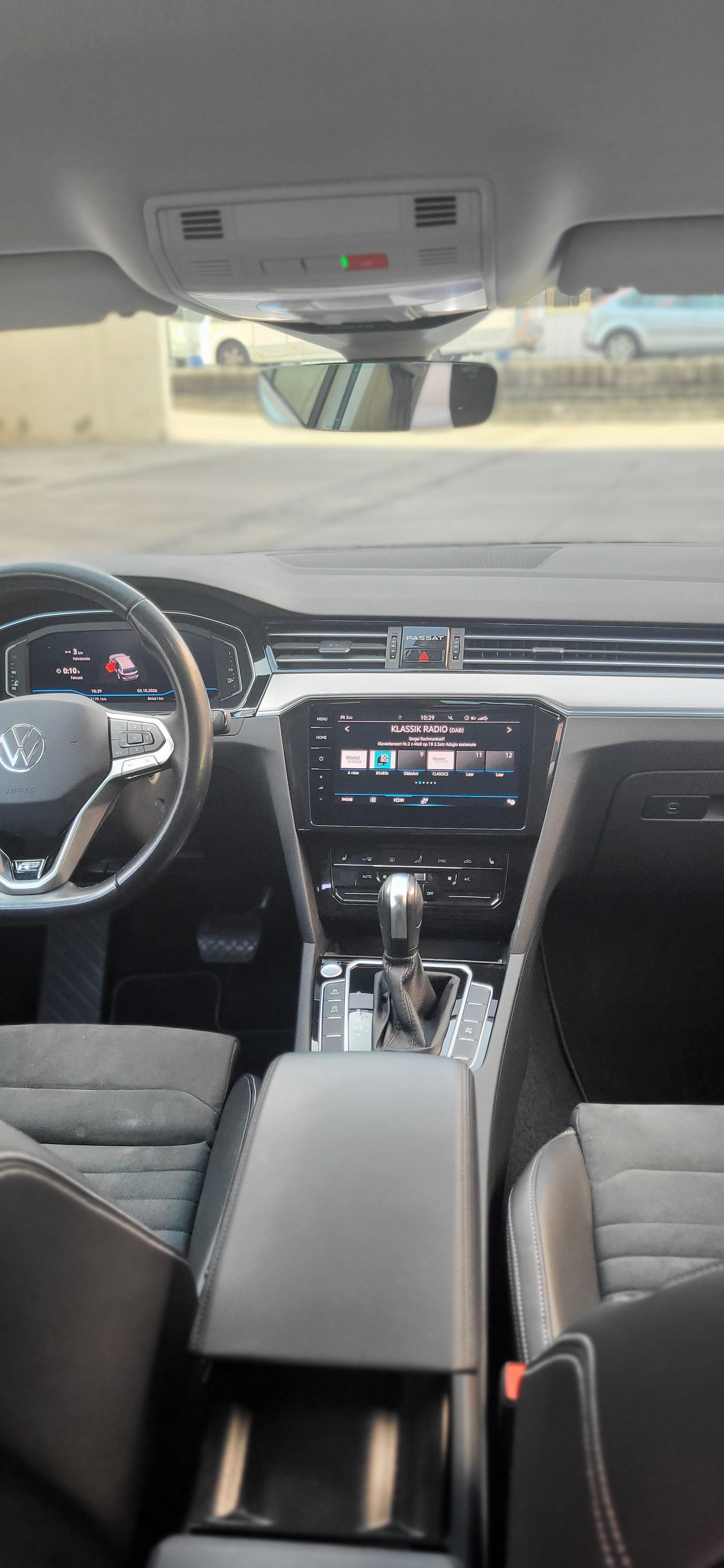 VW 2.0 TDI 200 Elegance DSG 4m-image-3