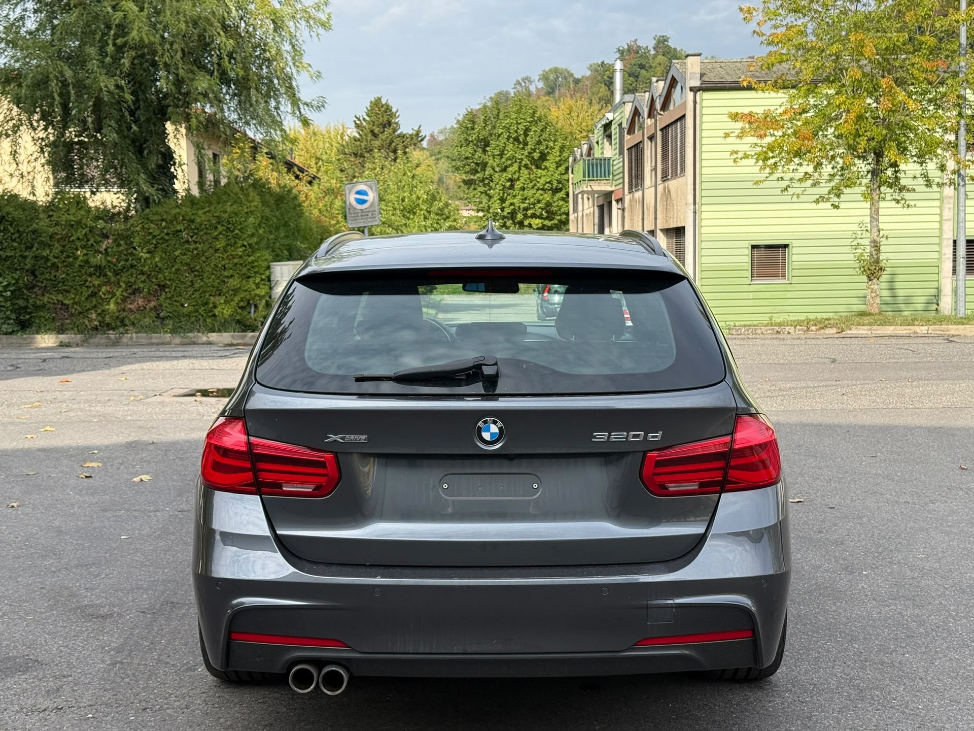 BMW 320d xDrive Touring M Sport Line Steptronic-image-4