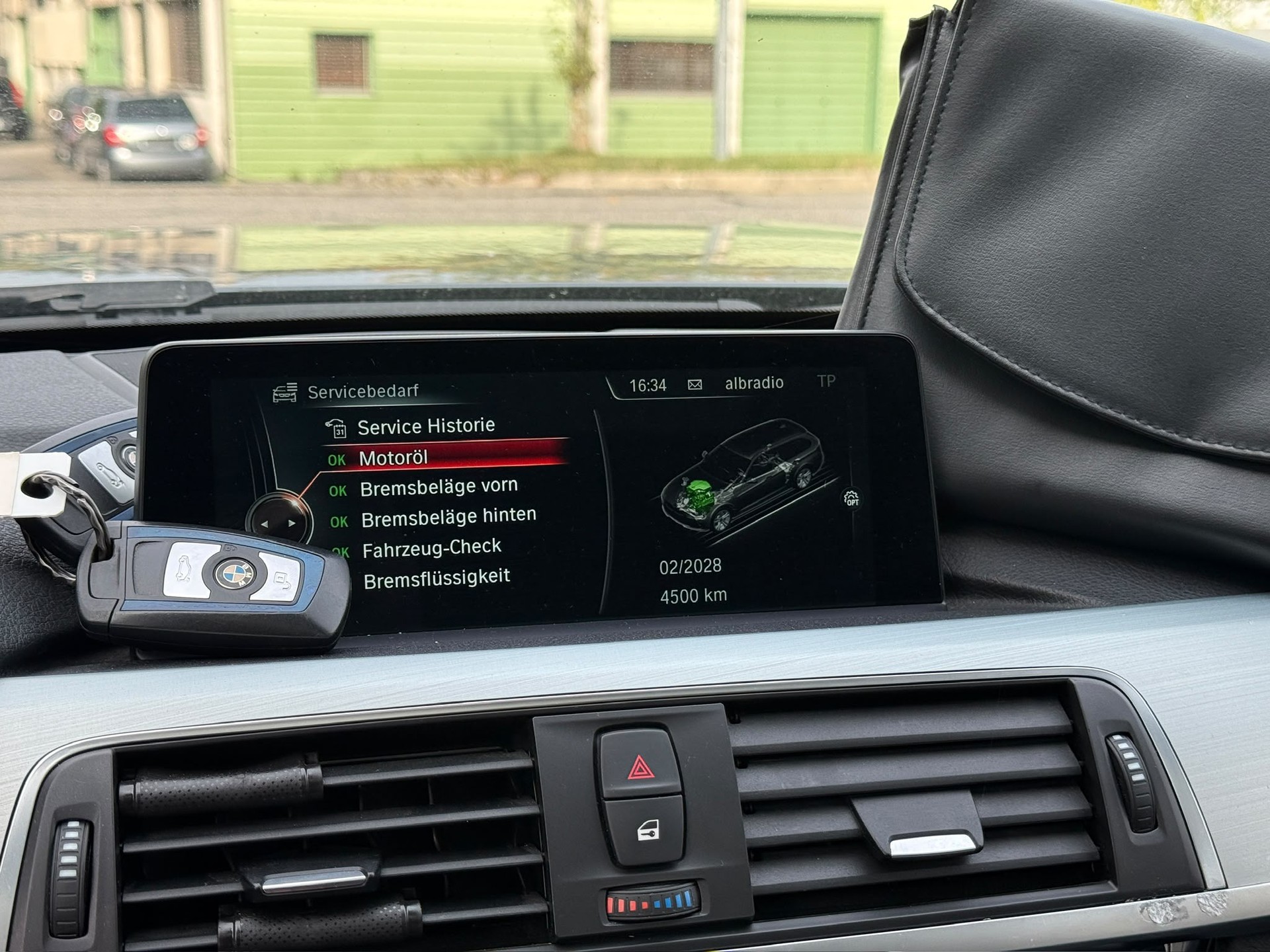 BMW 320d xDrive Touring M Sport Line Steptronic-image-14