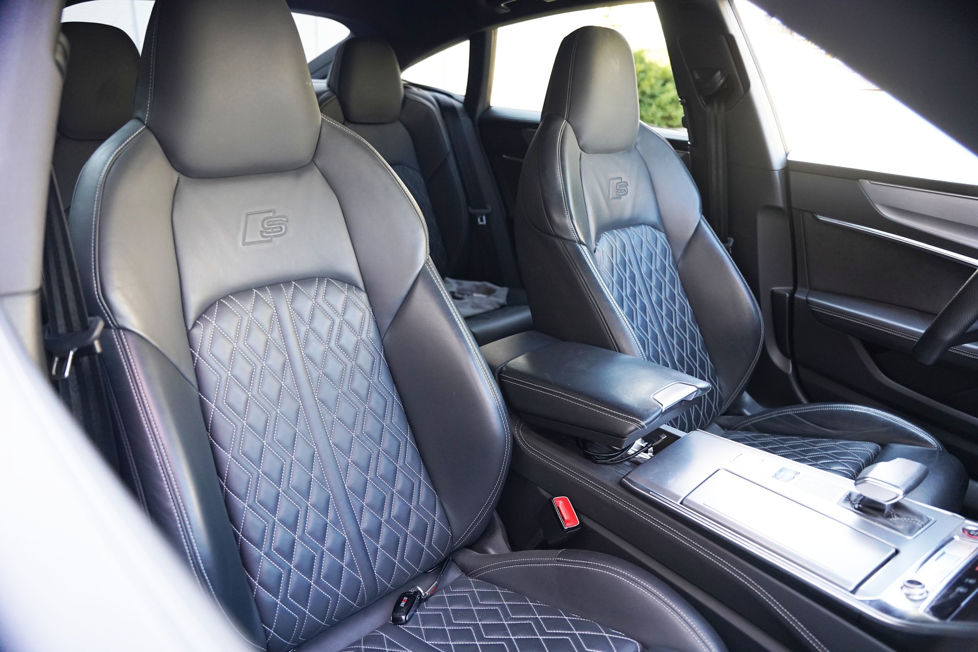 AUDI S7 3.0 V6 TDI quattro T-Tronic-image-2
