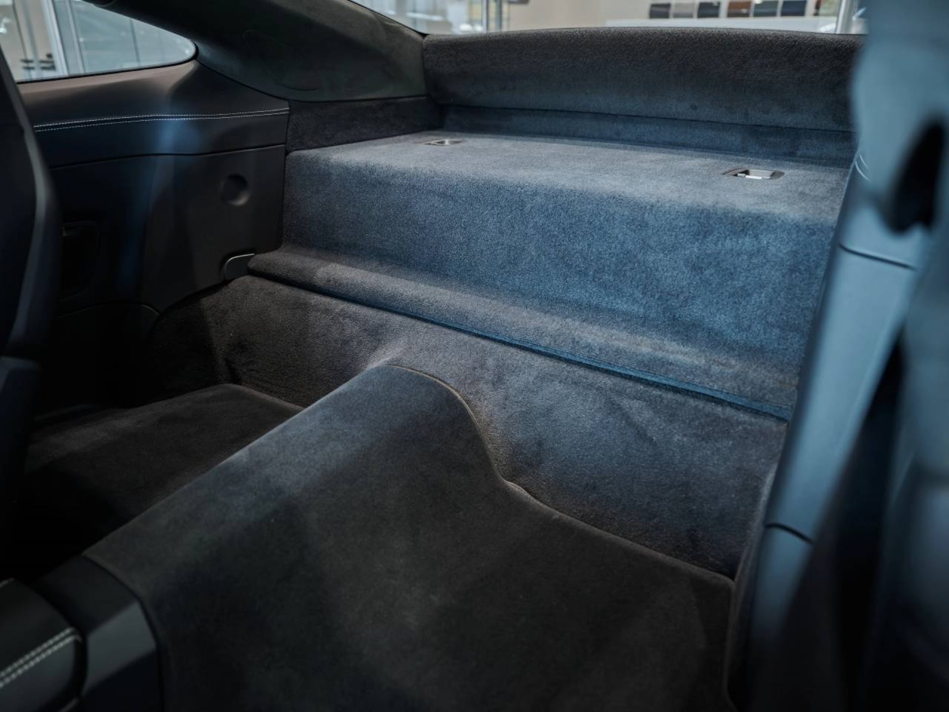 PORSCHE 911 GT3 mit Touring-Paket-image-19