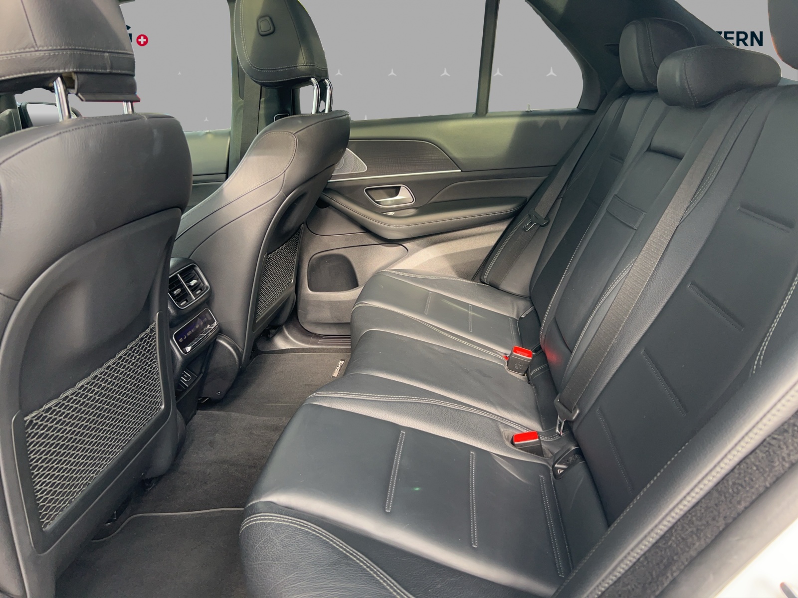 MERCEDES-BENZ GLE 450 4Matic AMG Line 9G-Tronic-image-13
