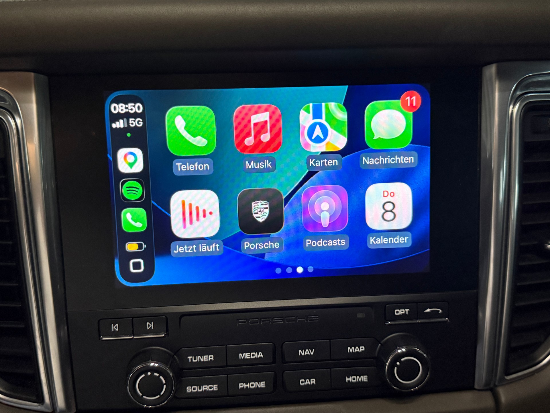 PORSCHE Macan S Diesel PDK / Luftfederung / Apple, Android carplay / 21 Zoll Alu / Distanzregler-image-23