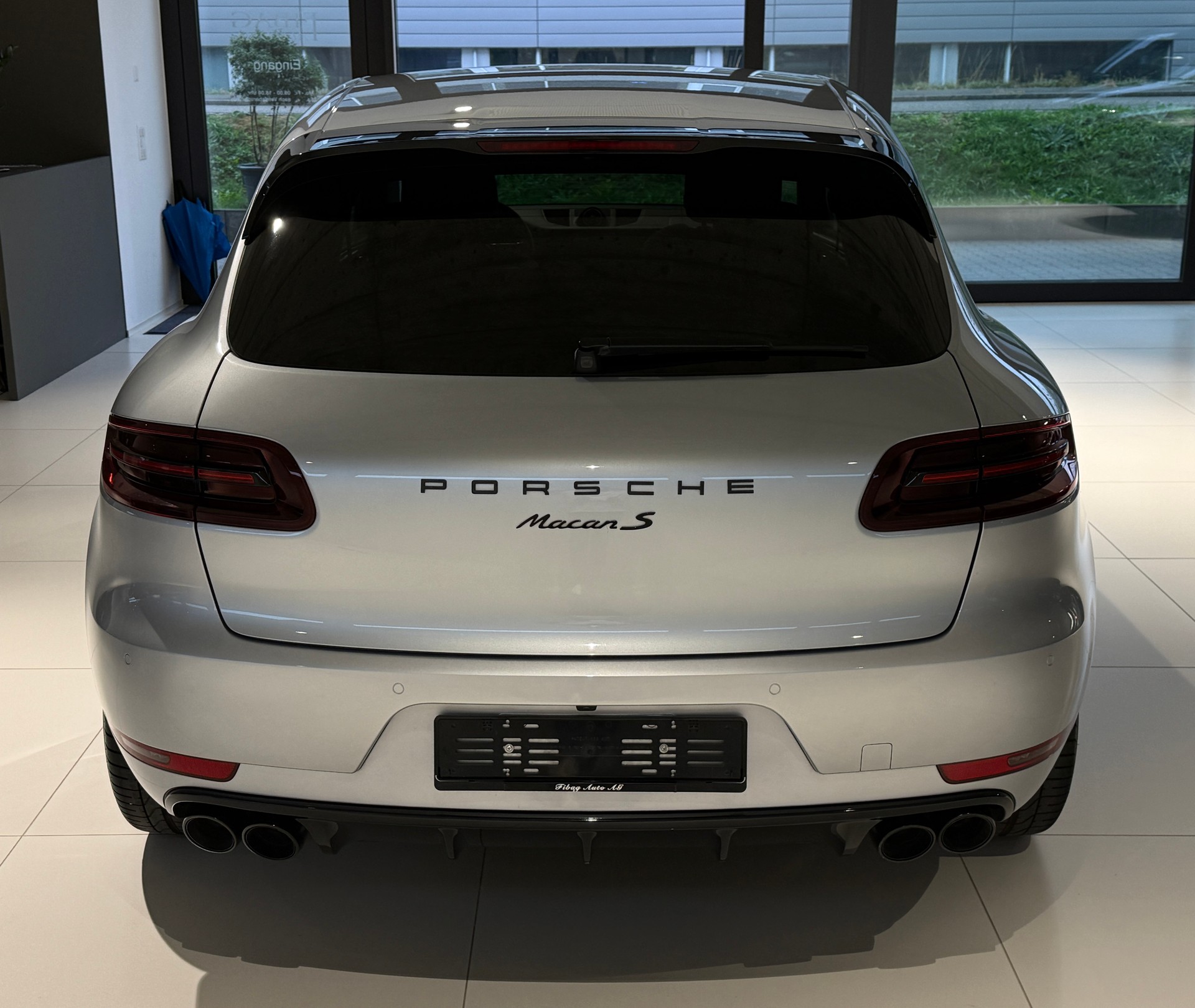 PORSCHE Macan S Diesel PDK / Luftfederung / Apple, Android carplay / 21 Zoll Alu / Distanzregler-image-30