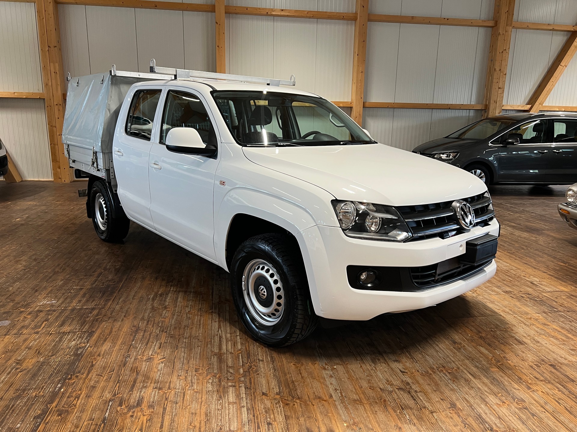 VW Amarok 2.0 BiTDI Trendline 4Motion-image-2