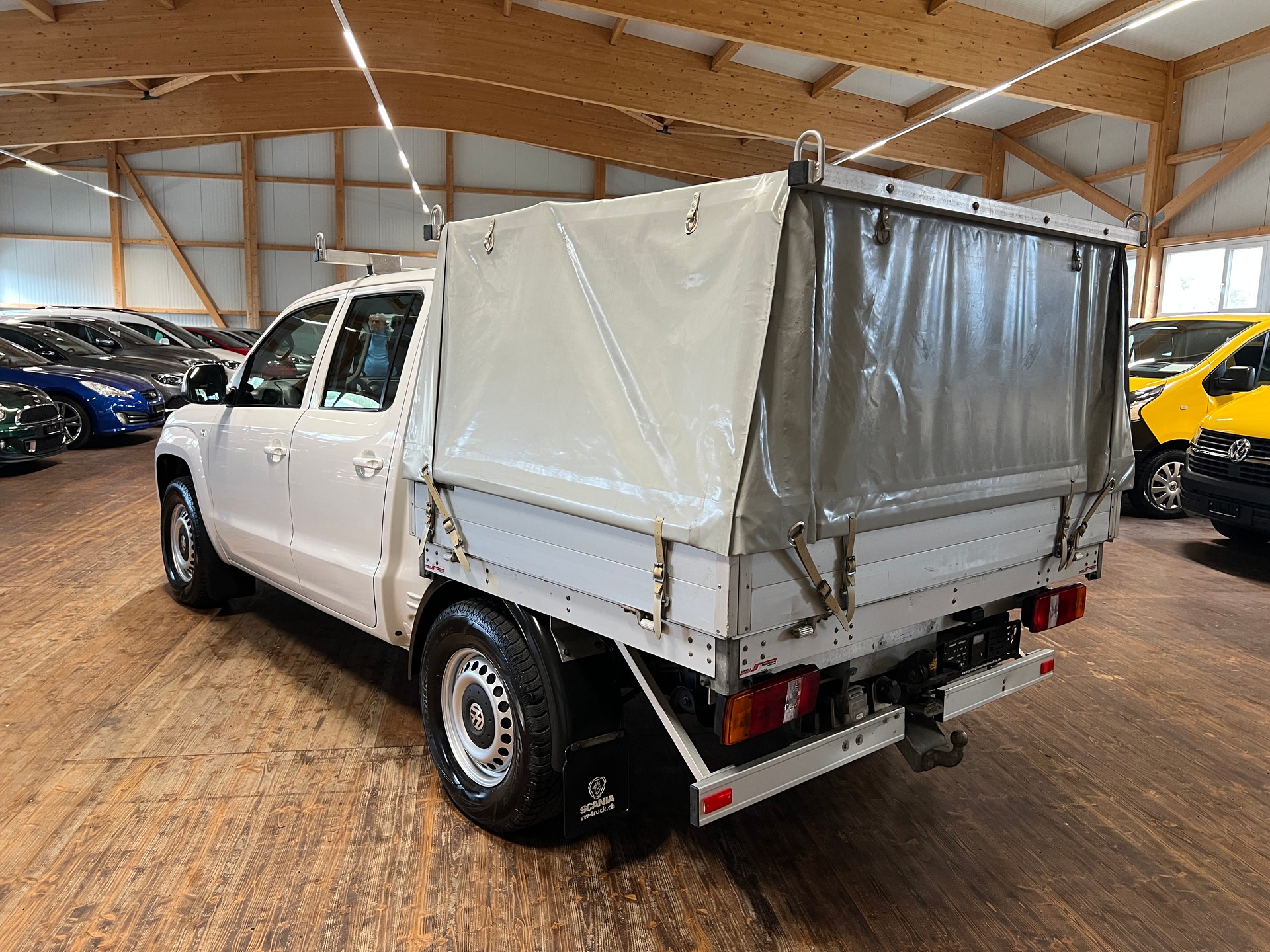 VW Amarok 2.0 BiTDI Trendline 4Motion-image-6