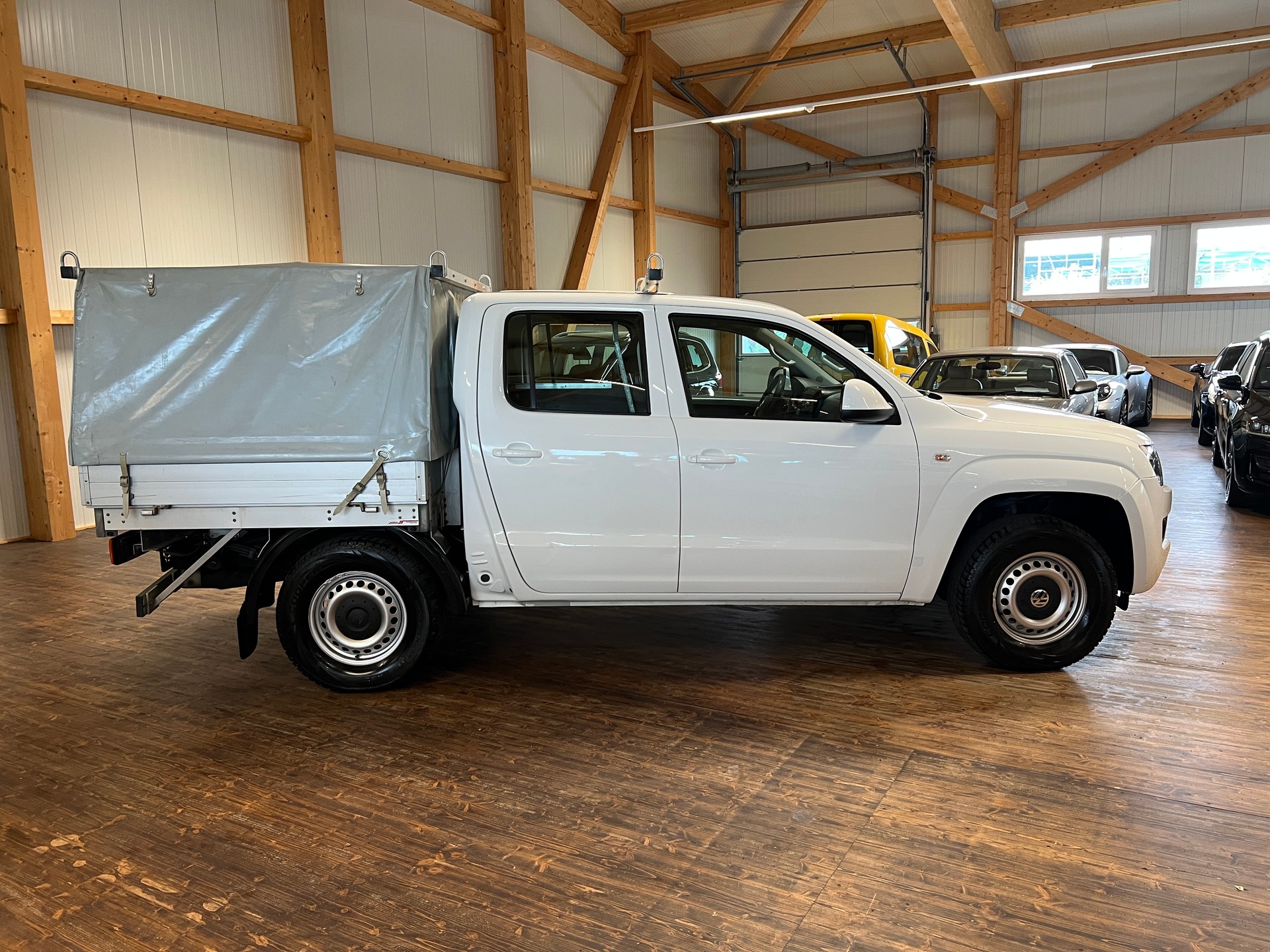 VW Amarok 2.0 BiTDI Trendline 4Motion-image-3