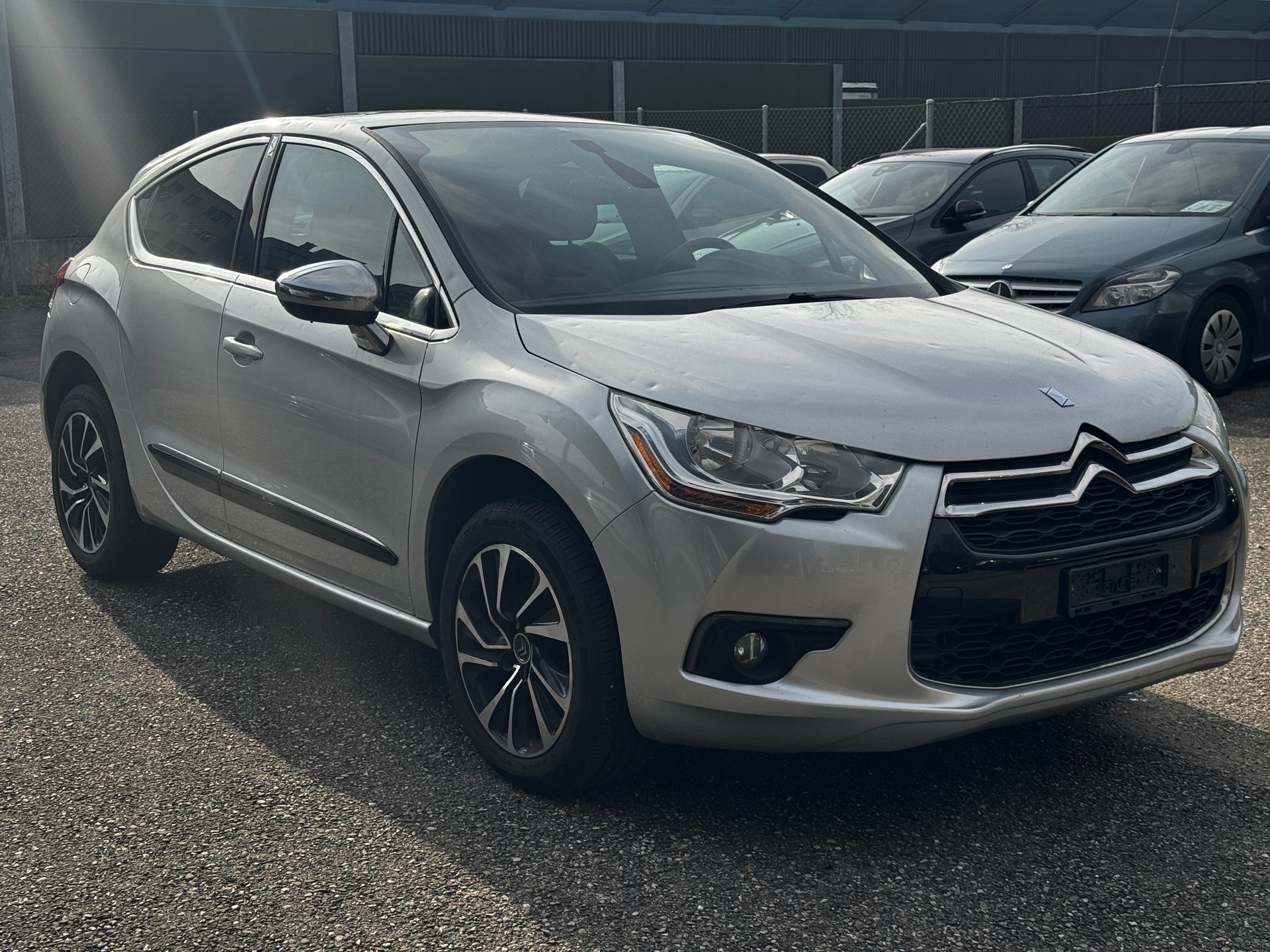 DS AUTOMOBILES DS4 1.6 THP SO Chic Automatic-image-4