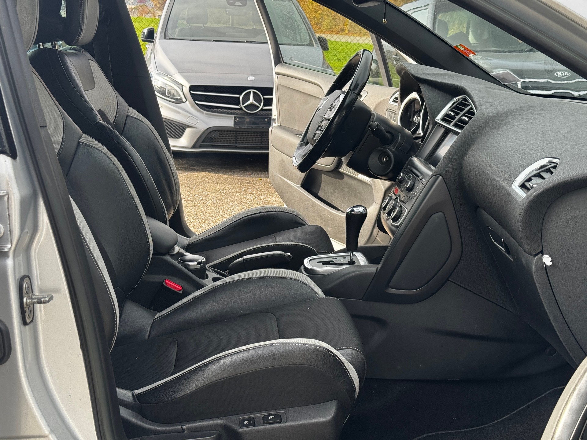 DS AUTOMOBILES DS4 1.6 THP SO Chic Automatic-image-14
