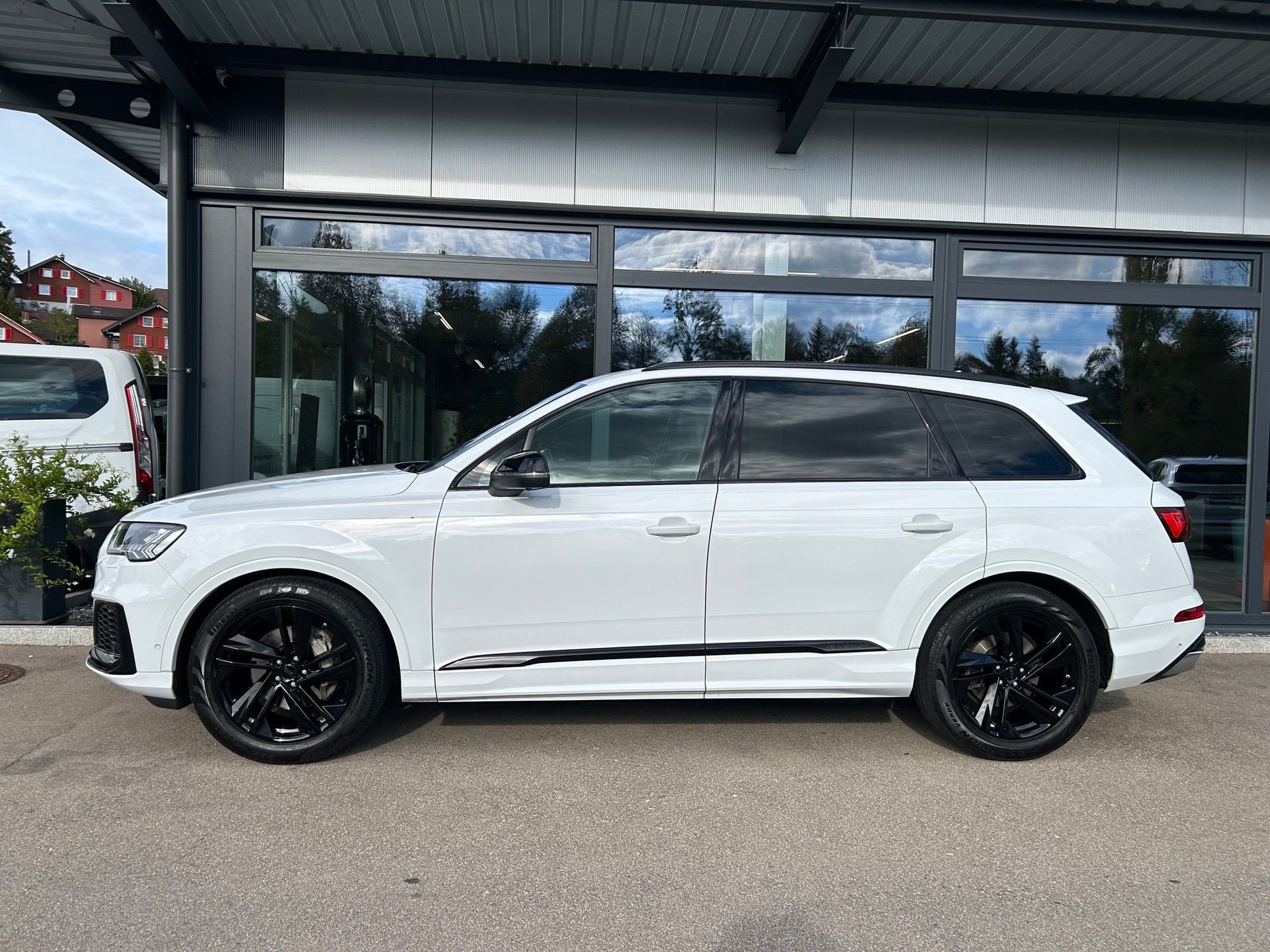 AUDI Q7 50 TDI quattro S Line tiptronic-image-2