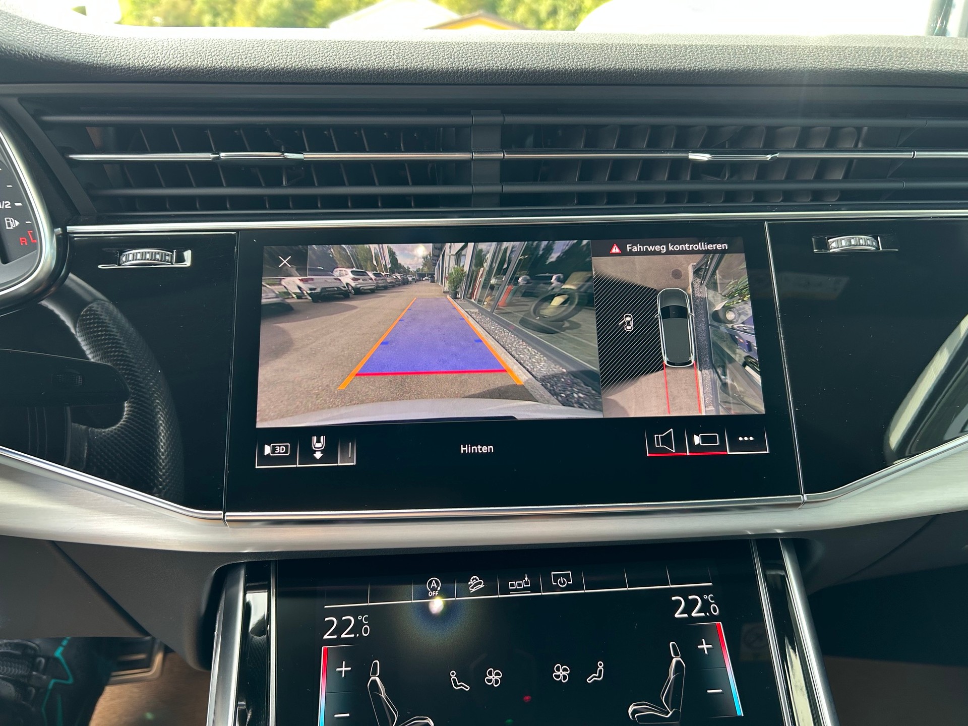 AUDI Q7 50 TDI quattro S Line tiptronic-image-14