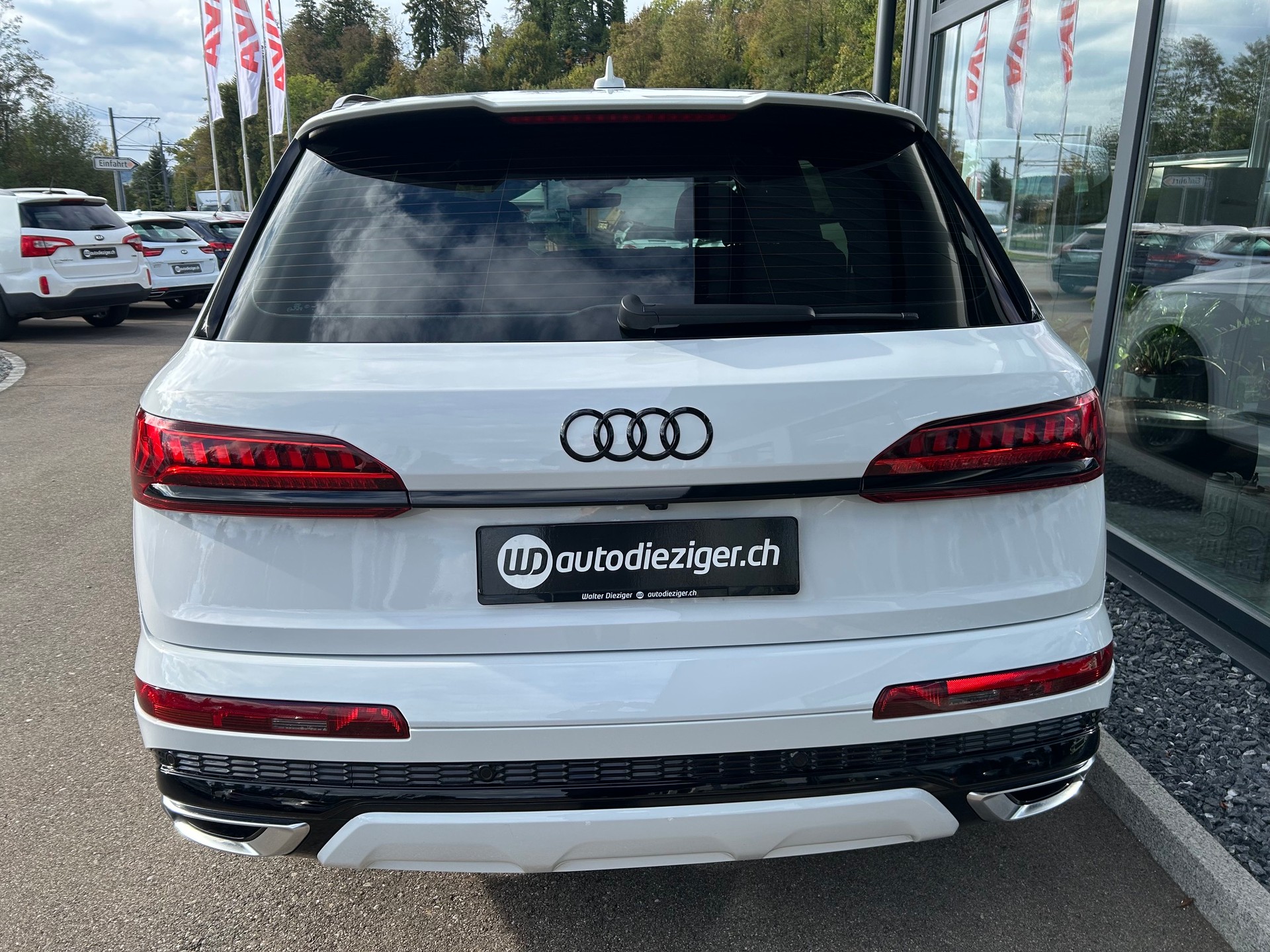 AUDI Q7 50 TDI quattro S Line tiptronic-image-5