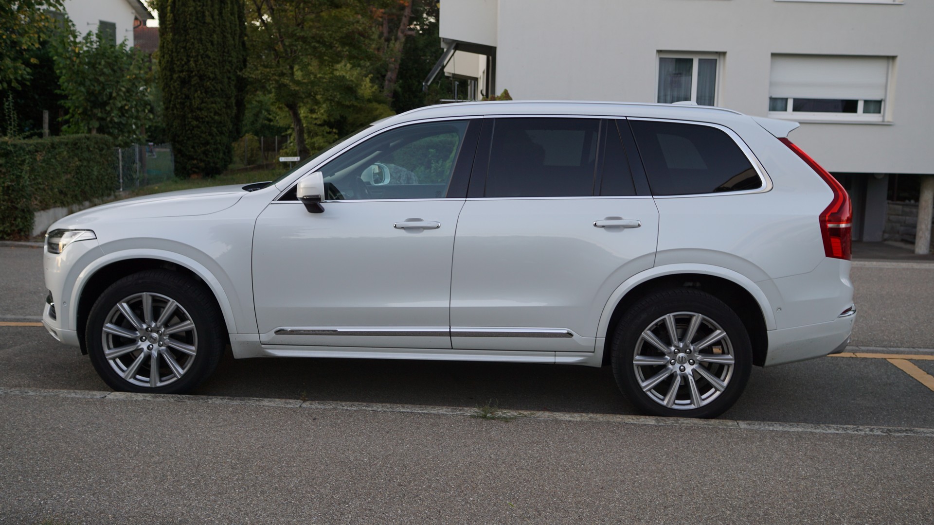 VOLVO 2.0 D5 Inscription 7P. AWD-image-1