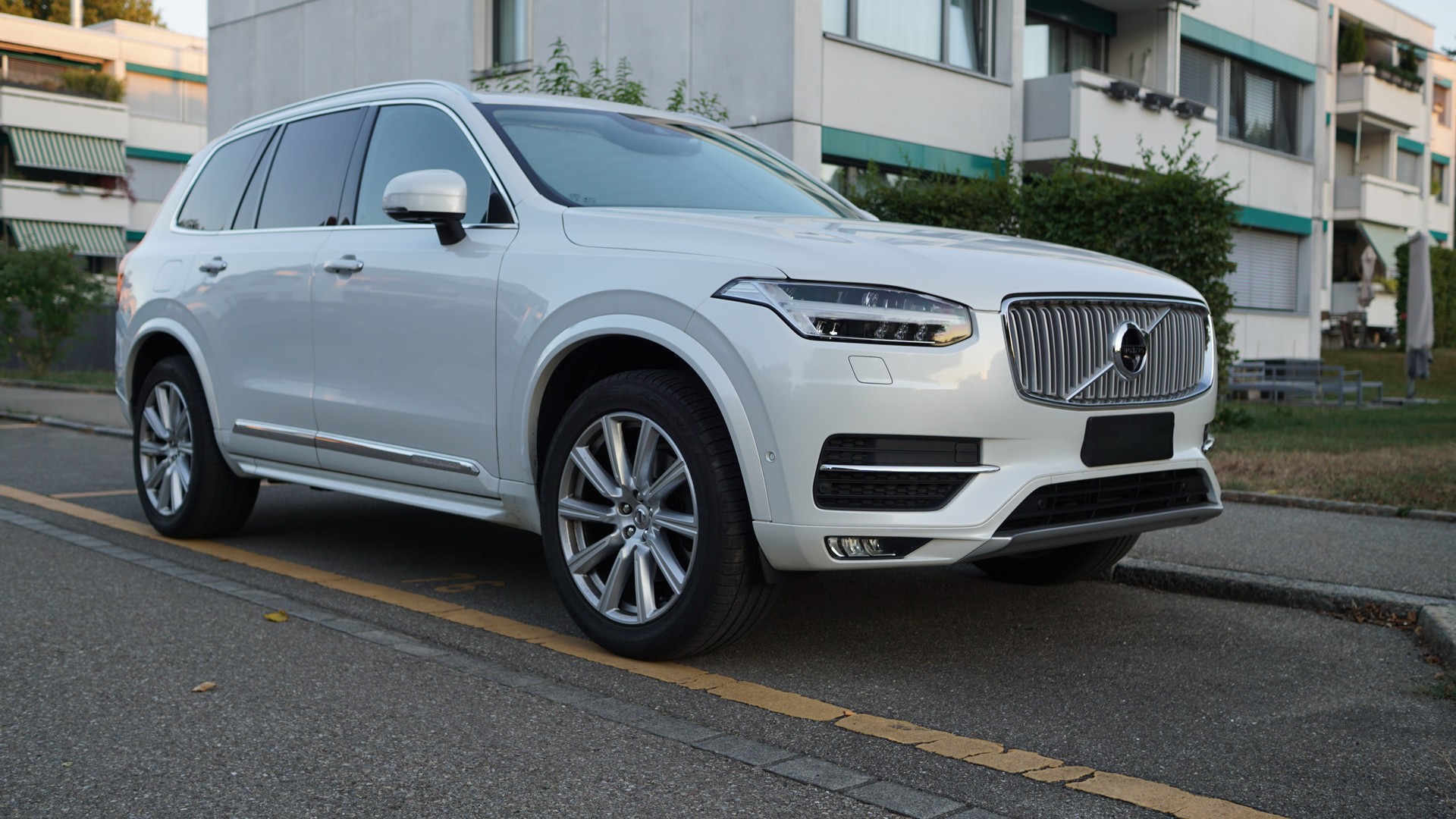 VOLVO 2.0 D5 Inscription 7P. AWD-image-3