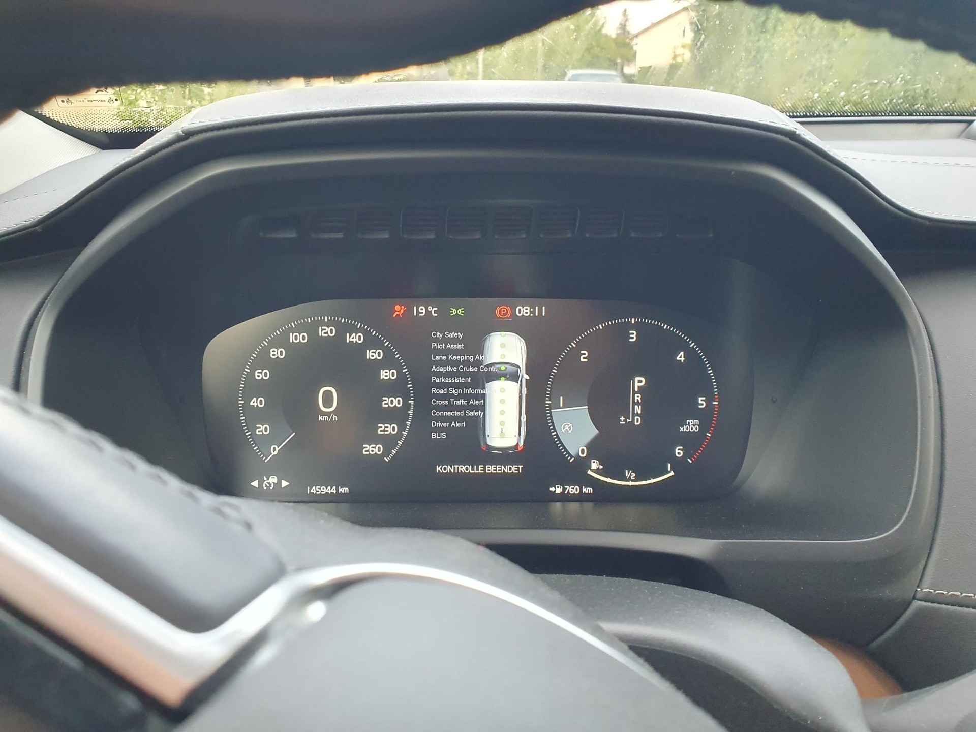 VOLVO 2.0 D5 Inscription 7P. AWD-image-17