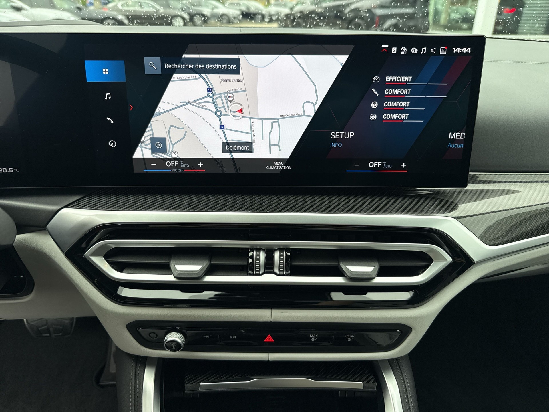 BMW M3 Competition M xDrive-image-10