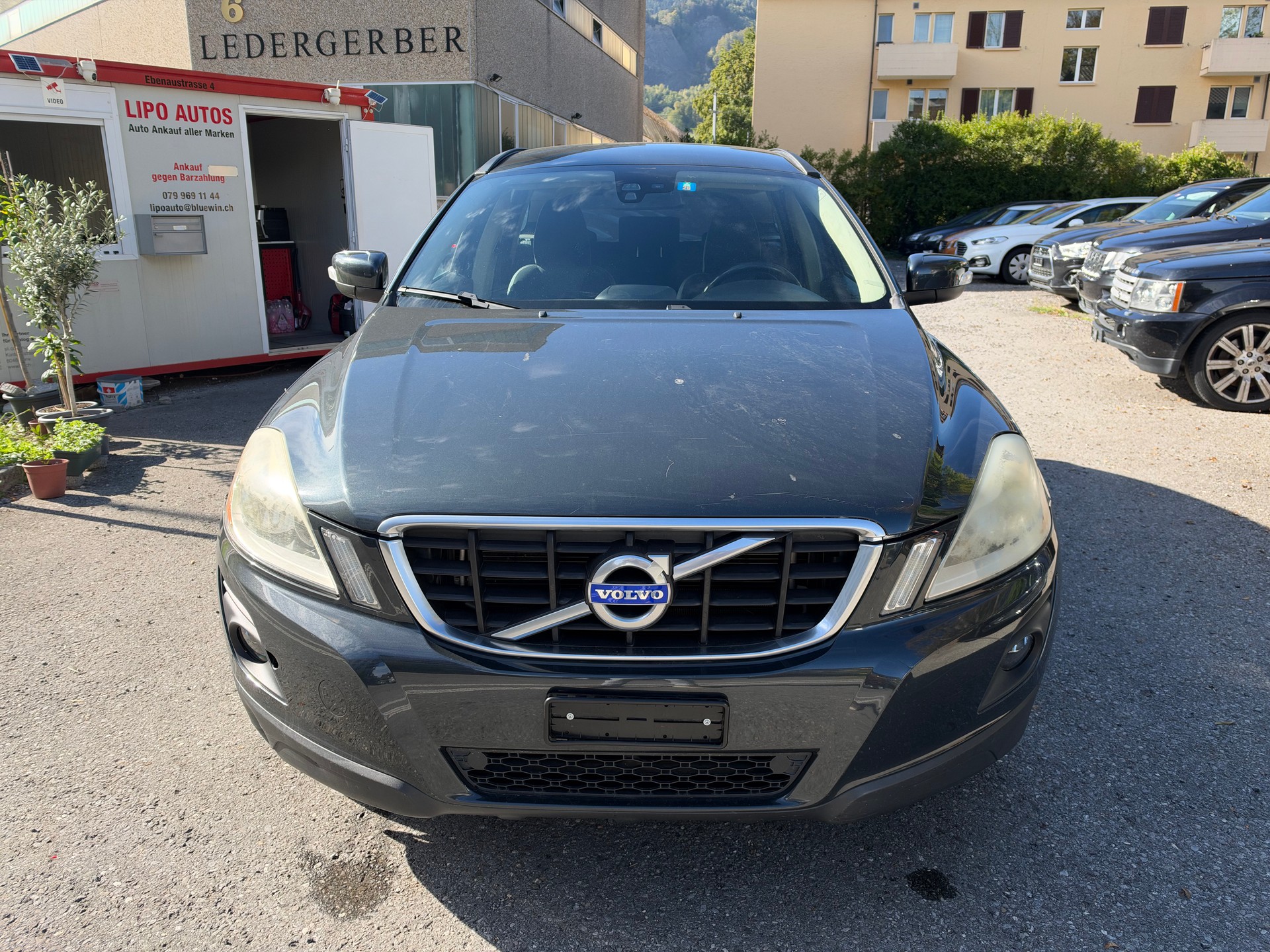 VOLVO XC60 T6 AWD Momentum Geartronic-image-0