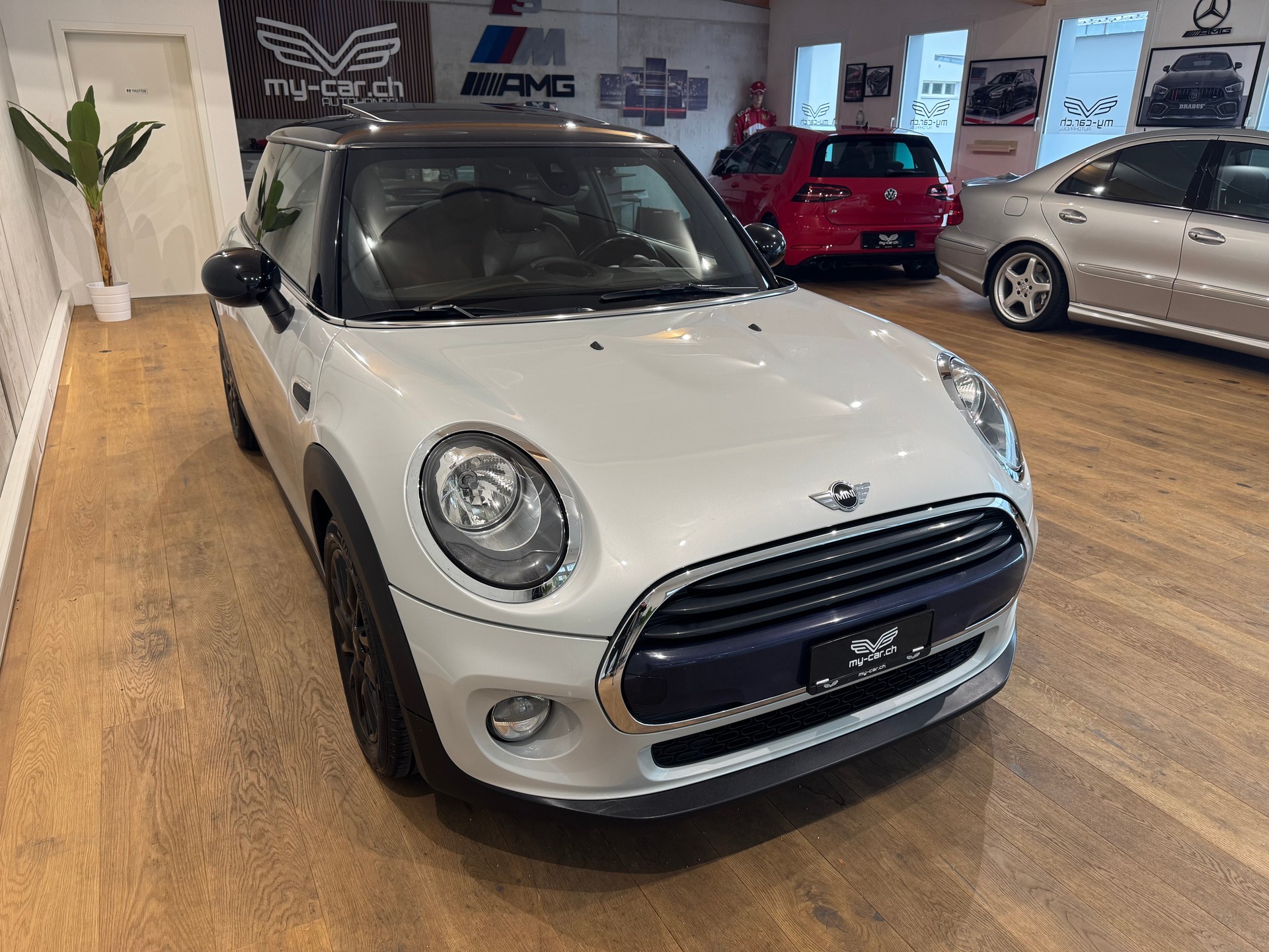 MINI Cooper ☆ CH-FZG ☆ PANORAMA ☆ NAVI ☆ RÜCKFAHRKAMERA ☆ ABSTANDSTEMPOMAT-image-17