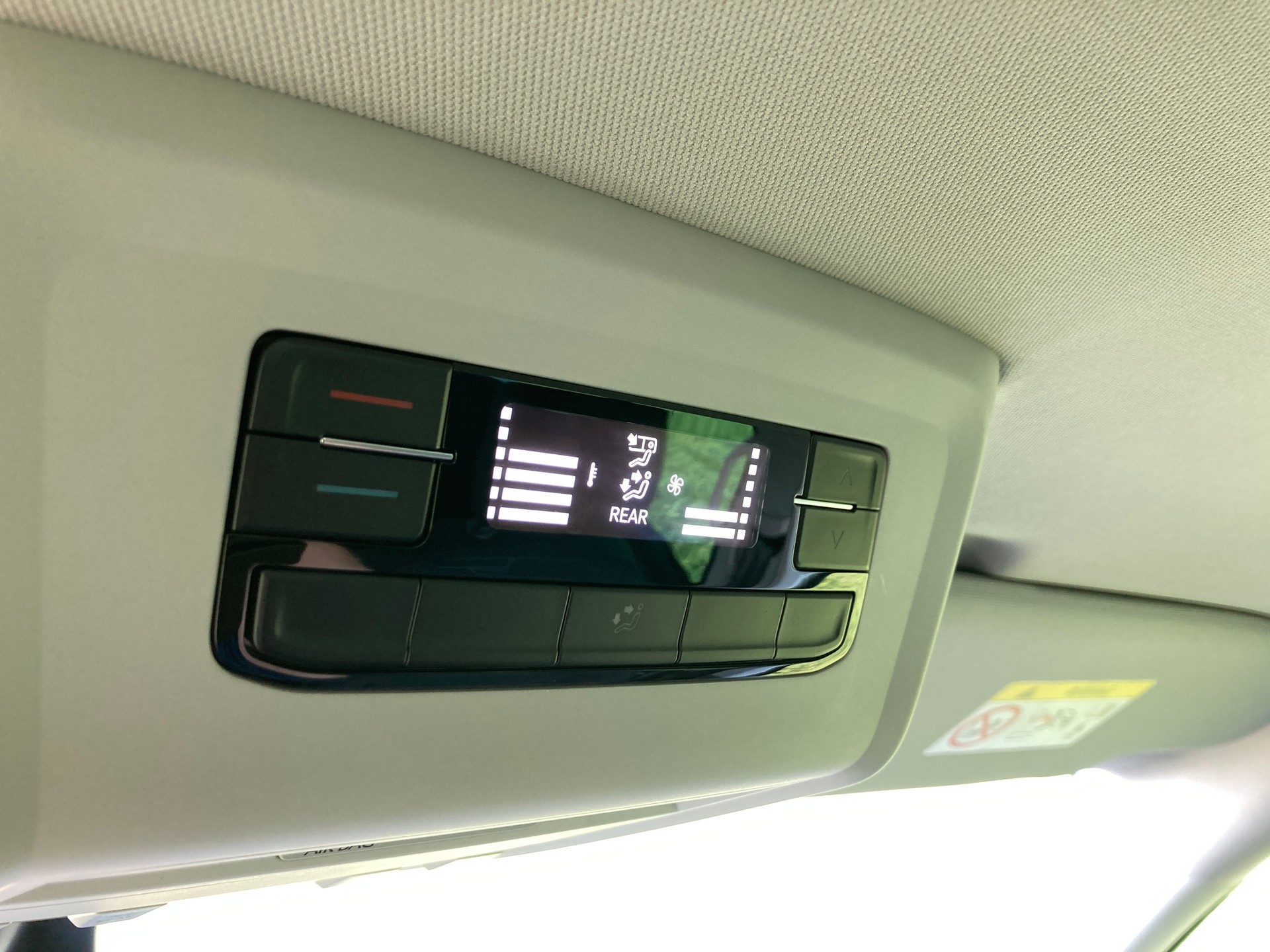 VW T6.1 ABTe-Caravelle 8 Siter-image-13