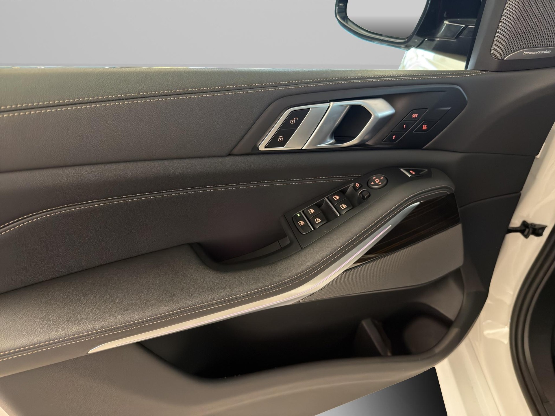 BMW X5 xDrive 30d MSport-image-17