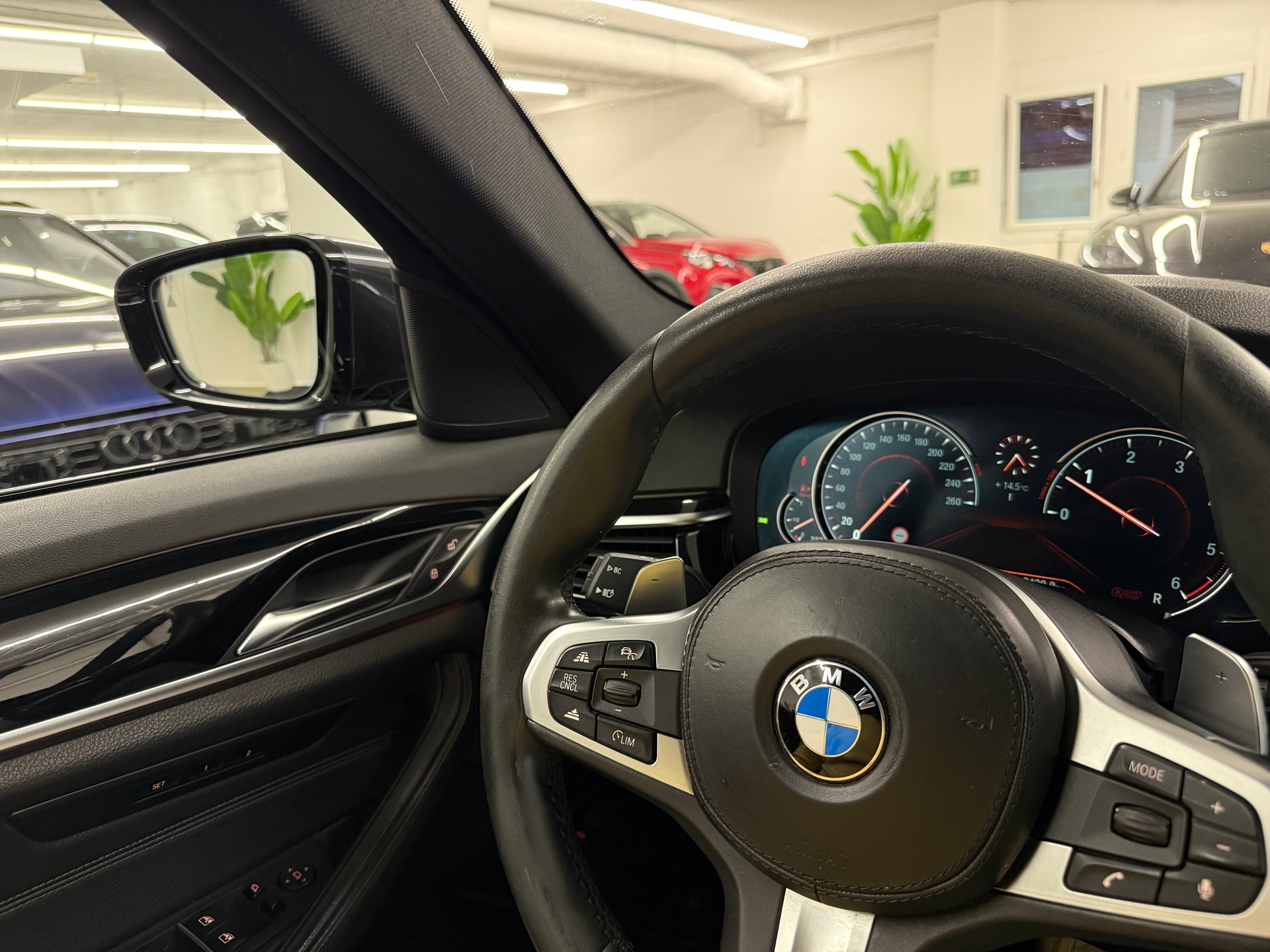BMW 530d xDrive M-Paket Steptronic-image-20