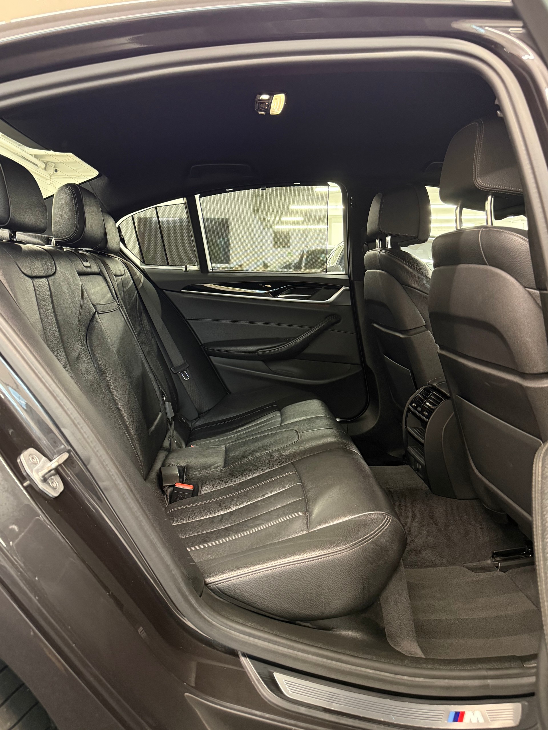 BMW 530d xDrive M-Paket Steptronic-image-26