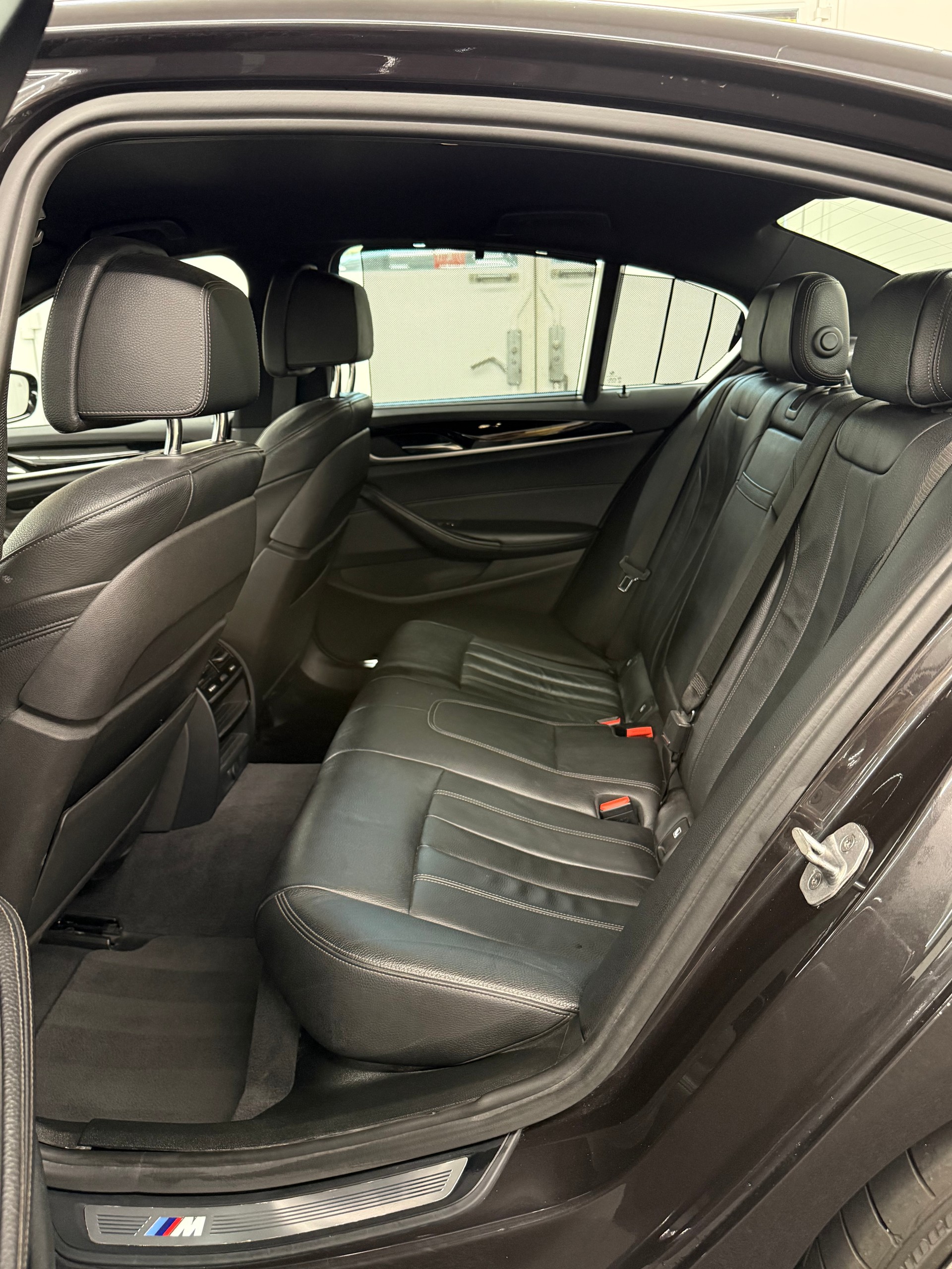 BMW 530d xDrive M-Paket Steptronic-image-18