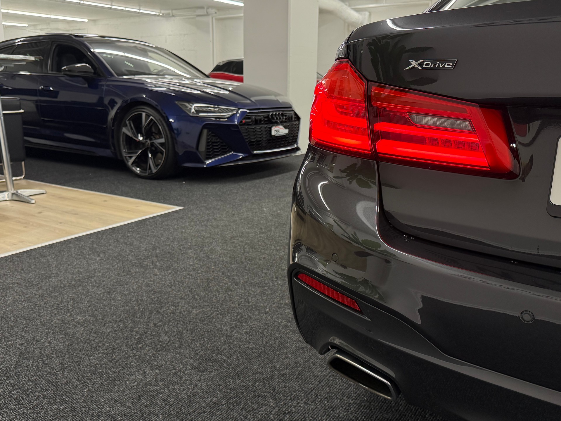 BMW 530d xDrive M-Paket Steptronic-image-12