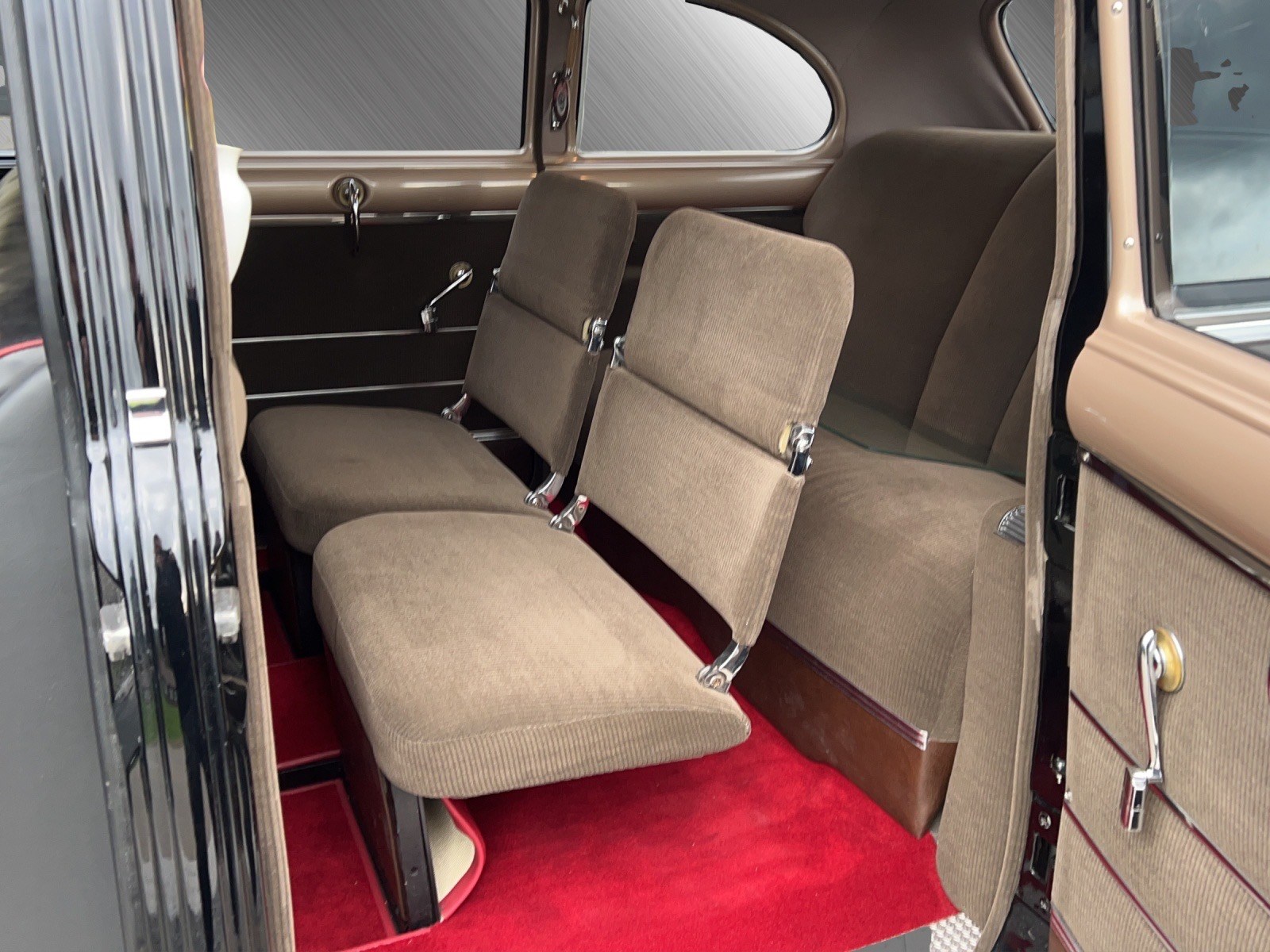 CHRYSLER C 45 Windsor-image-13