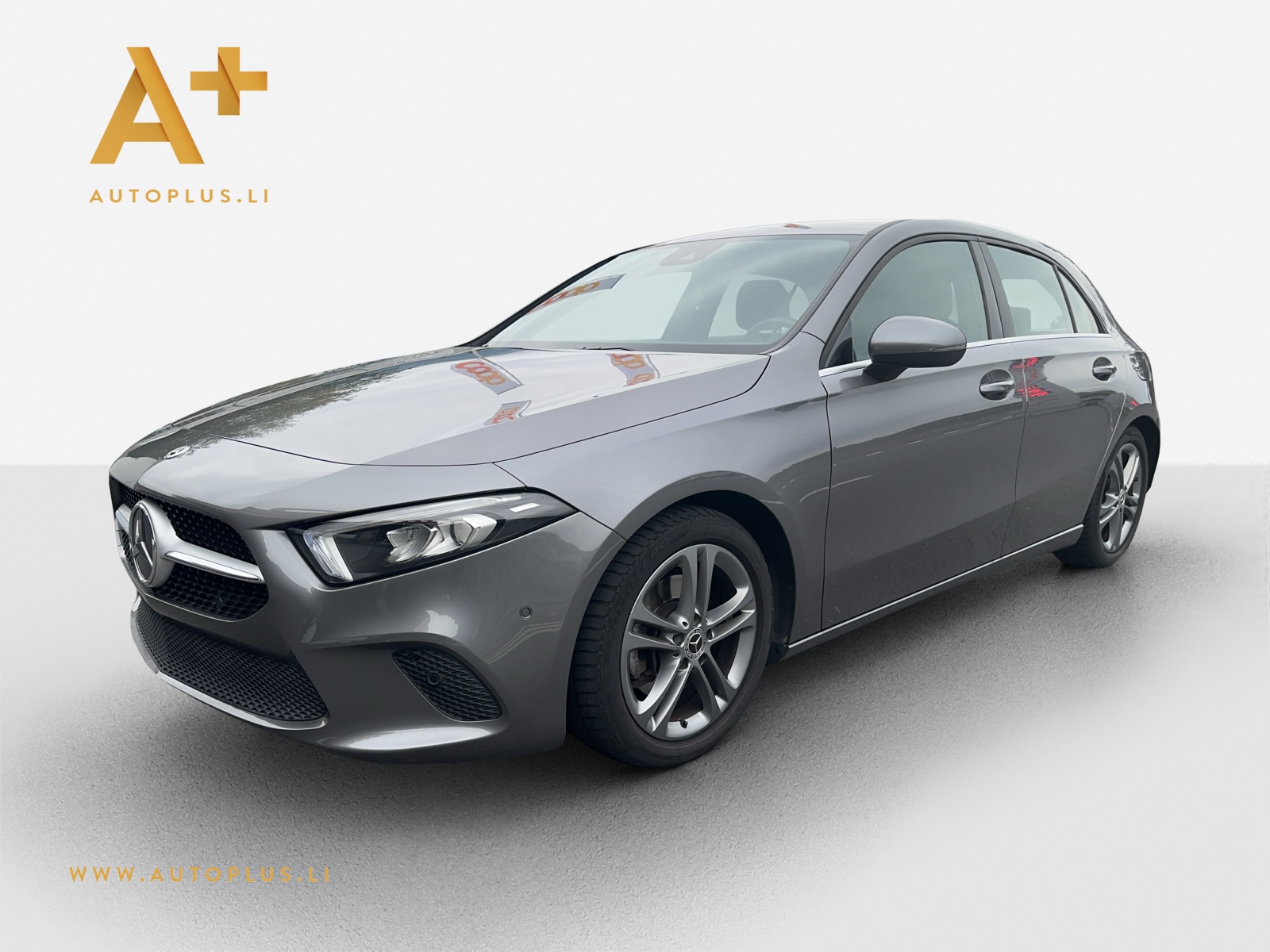 MERCEDES-BENZ A 200 Style 7G-DCT-image-1