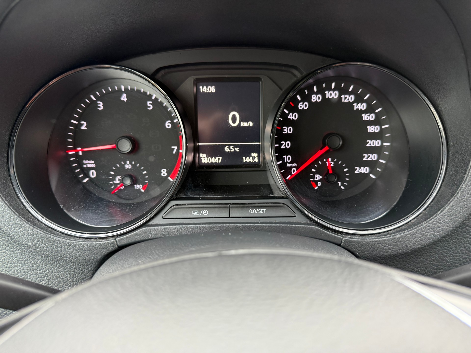 VW Polo 1.0 BMT Trendline-image-4