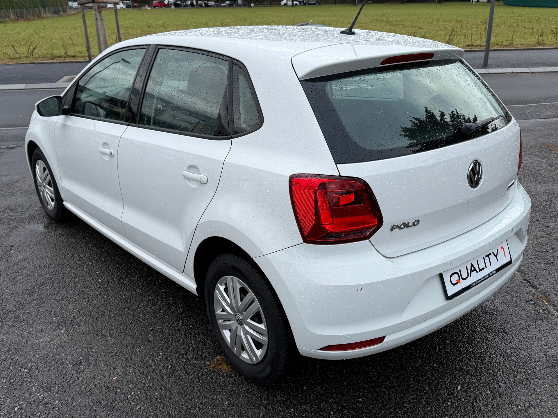 VW Polo 1.0 BMT Trendline-image-2